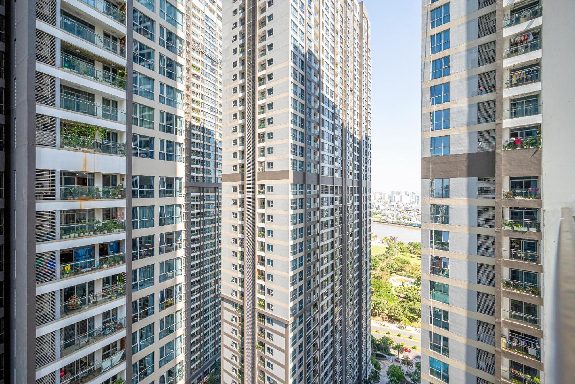 Vinhomes Park * Ho Chi Minh City