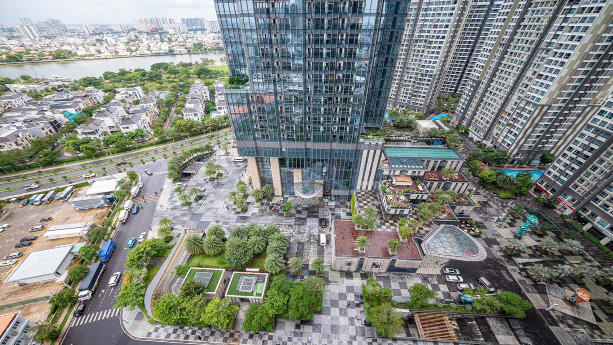Landmark 81 Skyline Residences Apartment