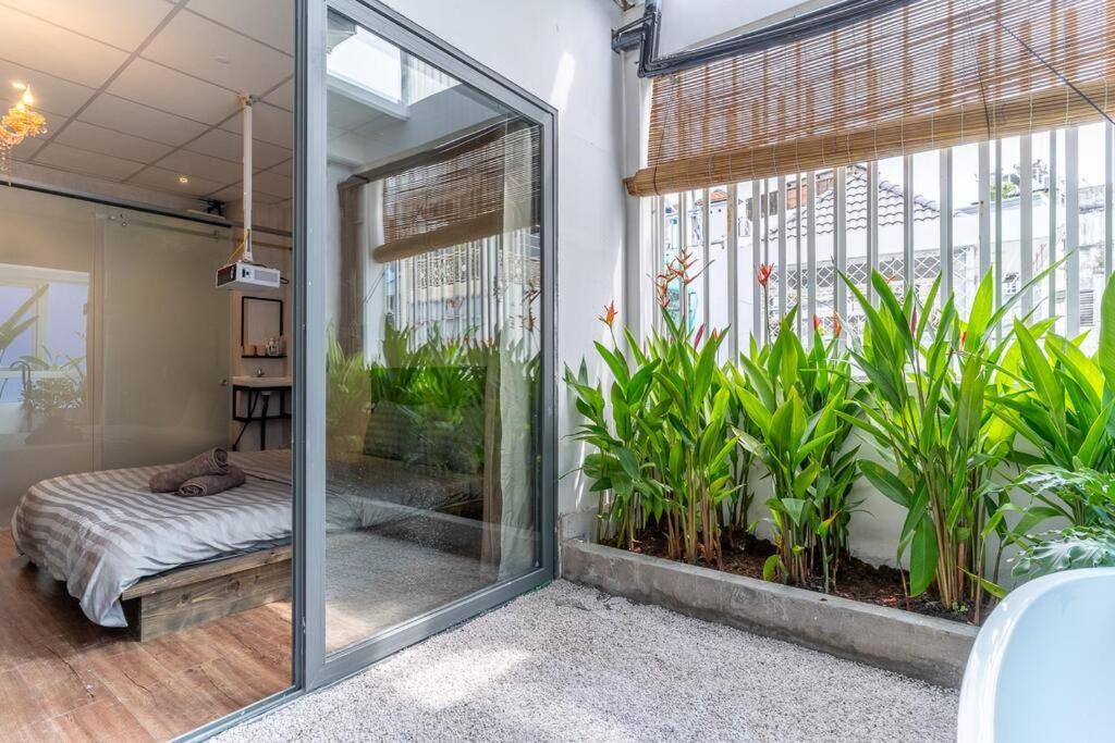 Wabi Sabi + Secret Garden +netflix @100m@ben Thanh Apartment *