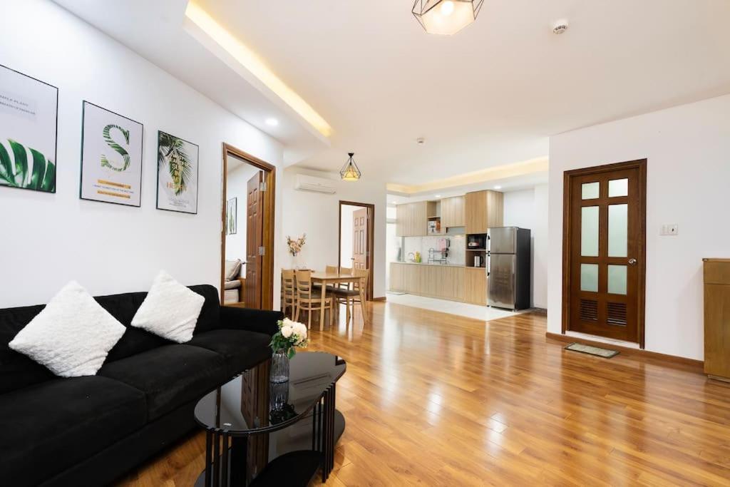 Spacious 2 Bedroom At Center/1st District