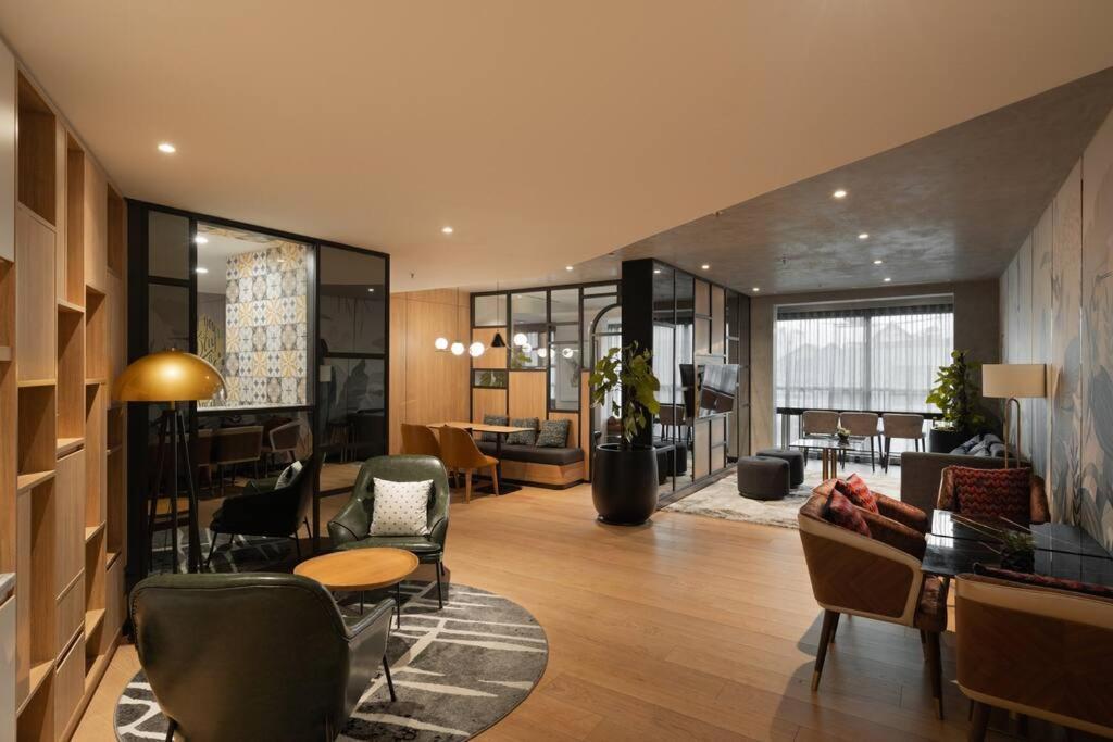 Zenity Apartel Dist 1 By Ssens Căn hộ *