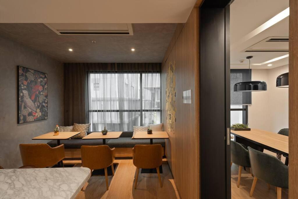 Zenity Apartel Dist 1 By Ssens Căn hộ TP. Hồ Chí Minh