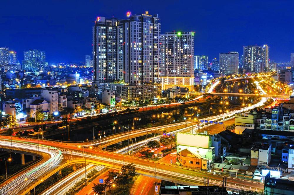 The Has 2 Bedrooms, 2 Bathrooms, 1 Kitchen, 1 Living Room, 1 Laundry Room, 1 Balcony, 1 Swimming Pool - District 7 TP. Hồ Chí Minh