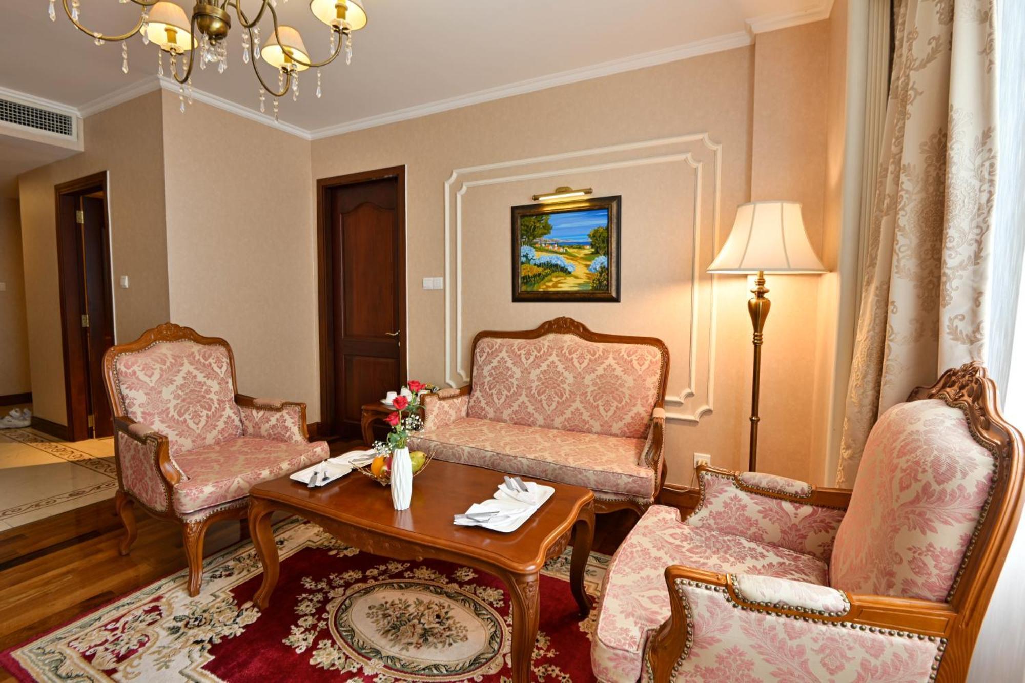 Hotel Grand Saigon