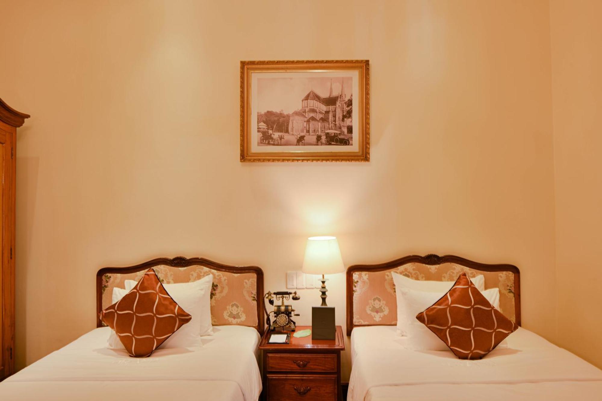 Hotel Grand Saigon