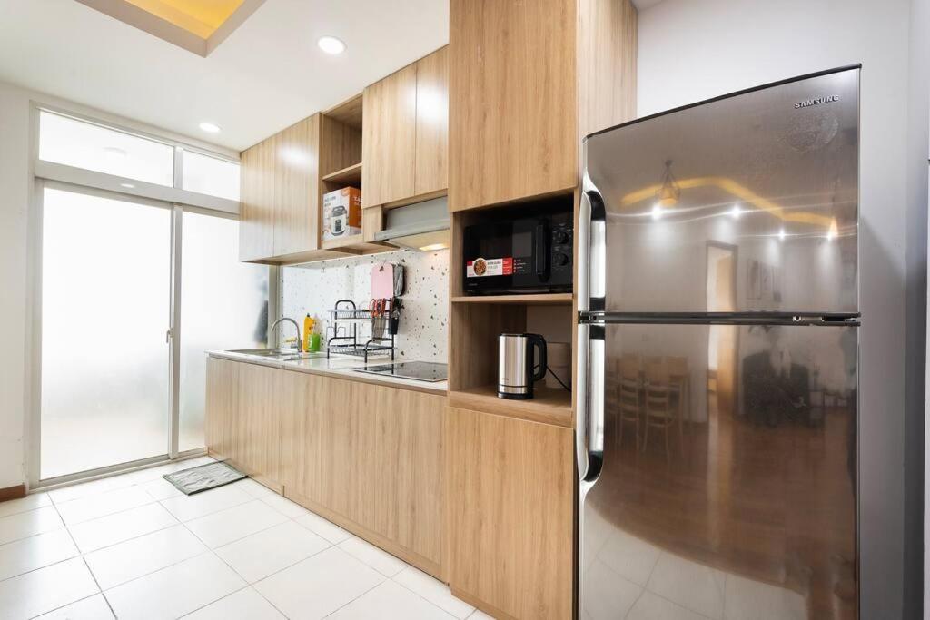 Spacious 2 Bedroom At Center 1st District * Ho Chi Minh City