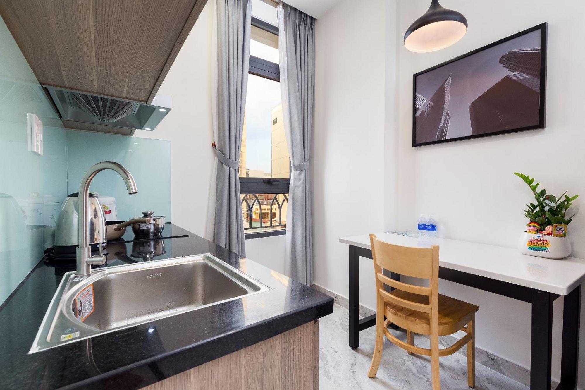 Yours Tower - Airport Apartment *