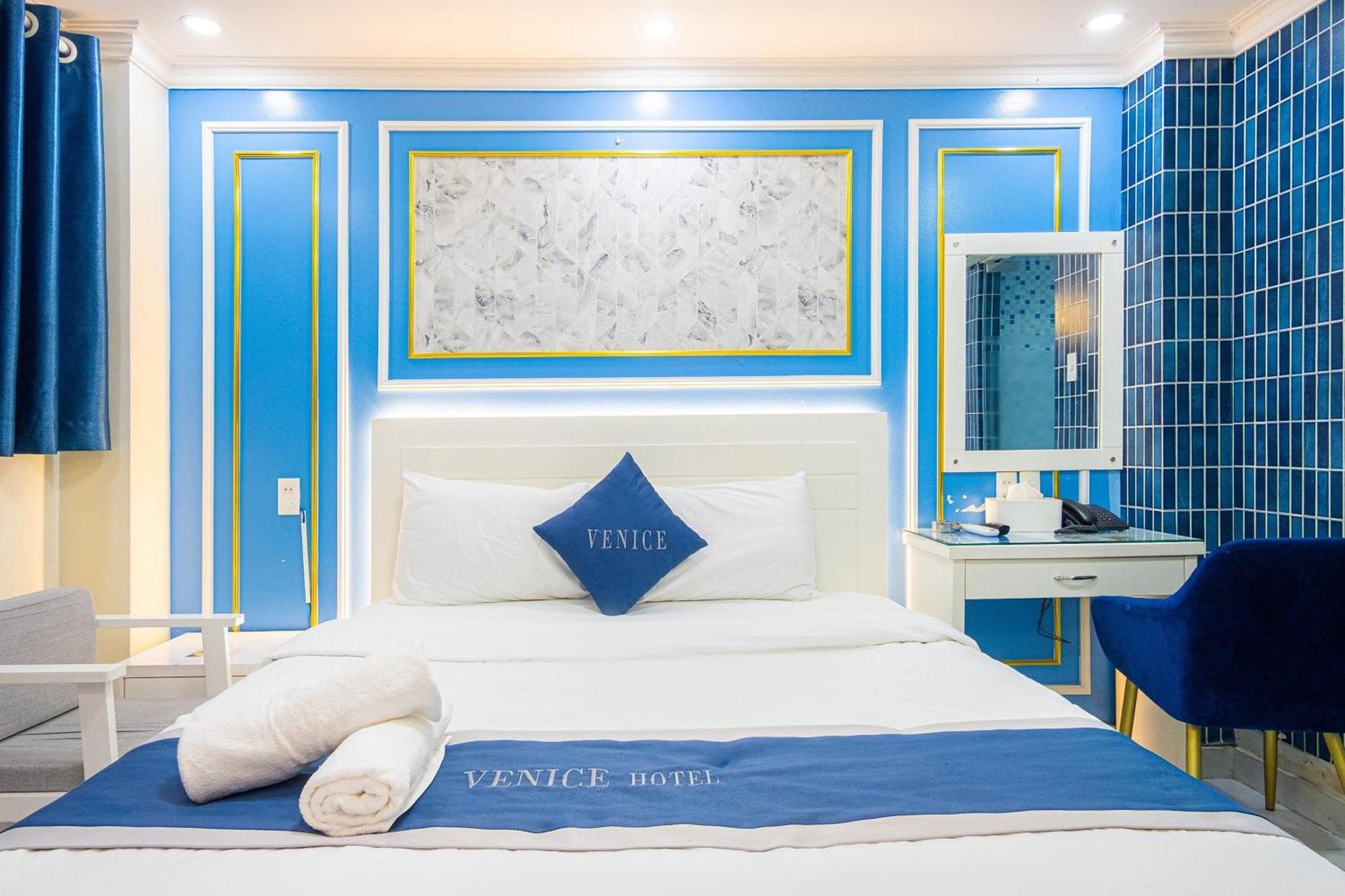 Hotel Venice 2*