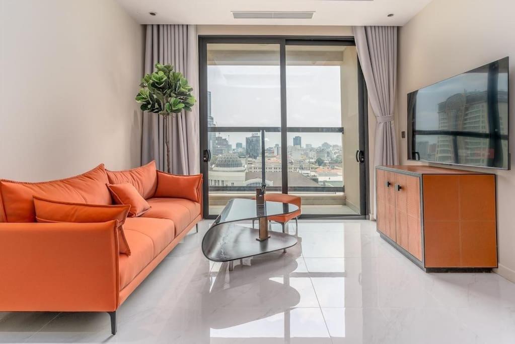 Steps To Vincom/casino/d1/pool/gym/netflix/3beds * Ho Chi Minh City