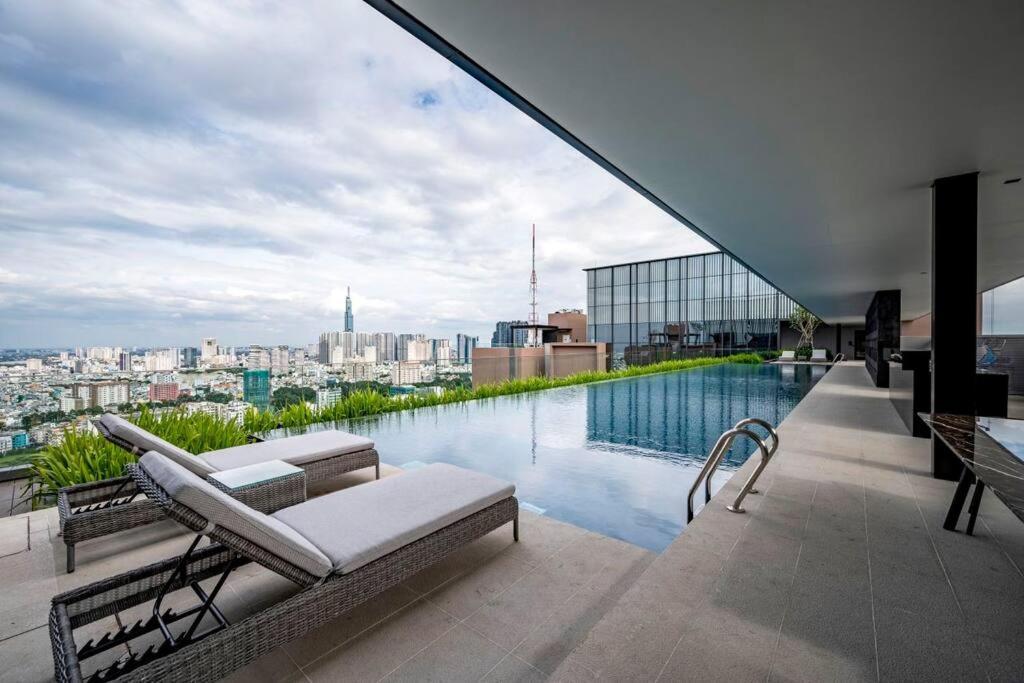 Apartment The Rixx Simple @ Marq/pool/gym/netflix