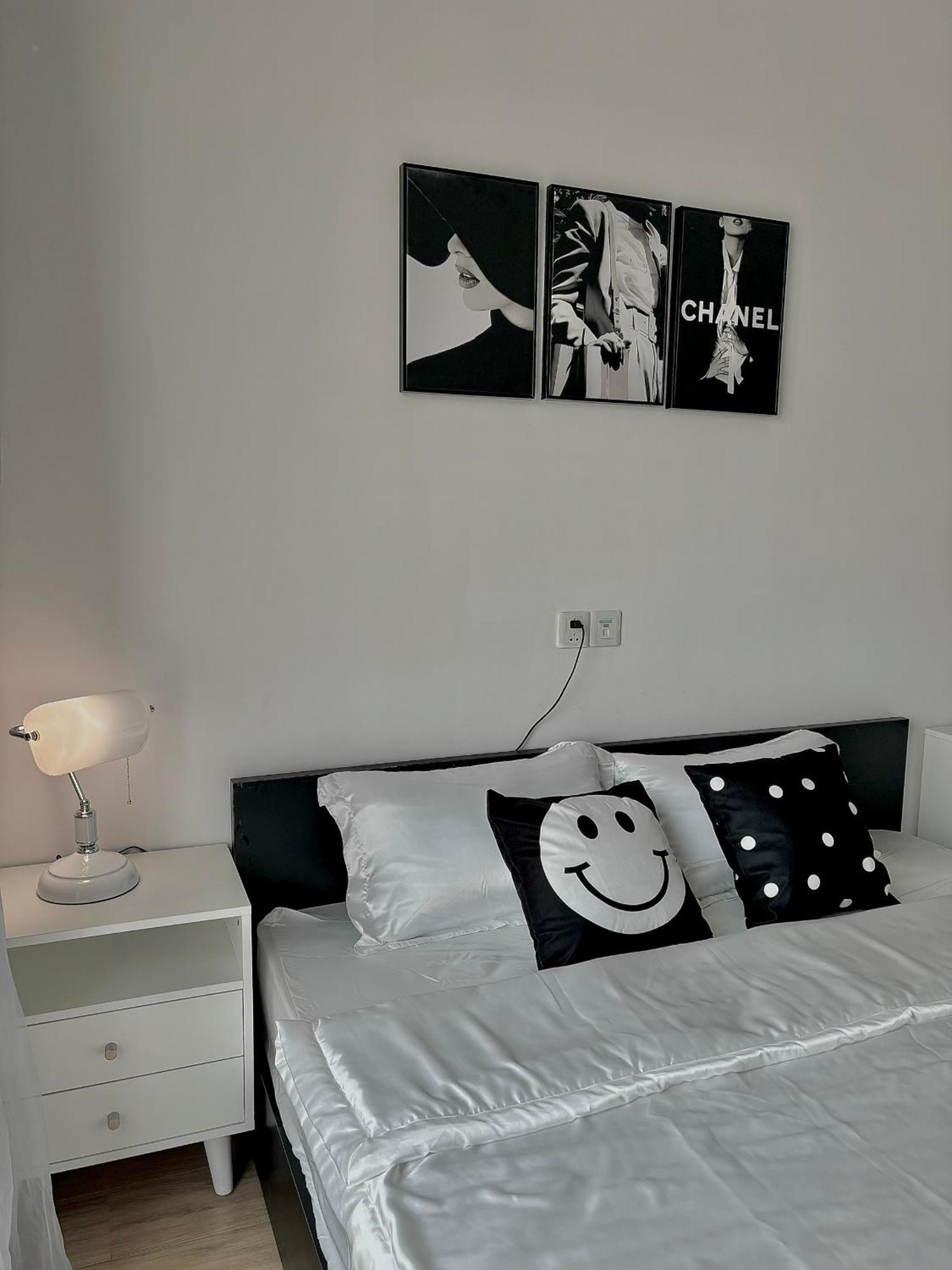 Sun - Millennium Spacious Aparts, Pool And Location *