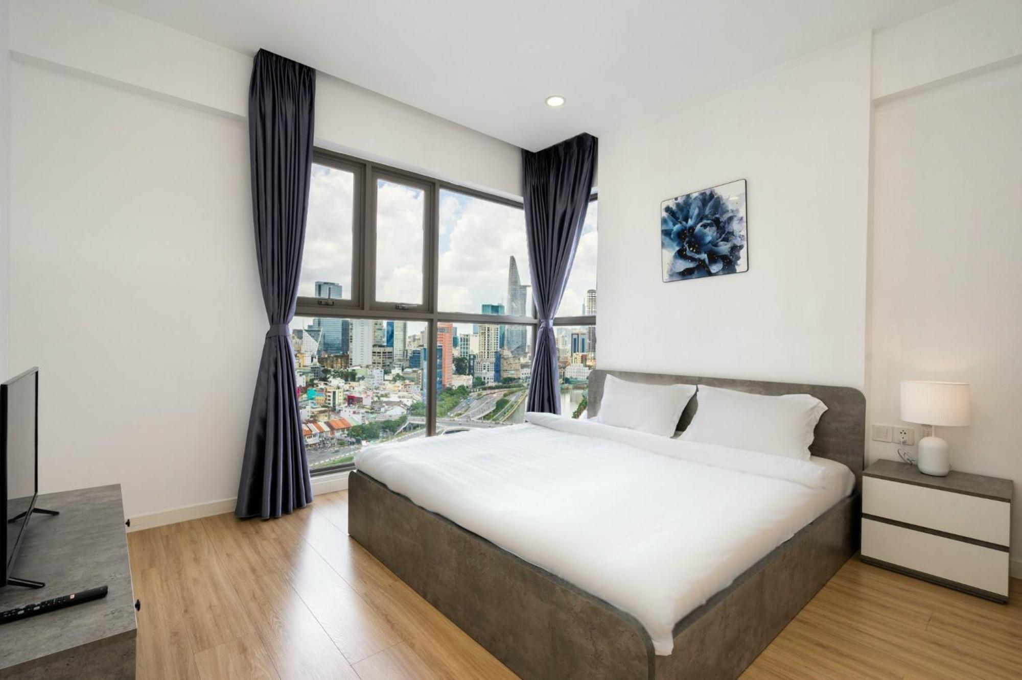 Apartment Sun - Millennium Spacious Aparts, Pool And Location *