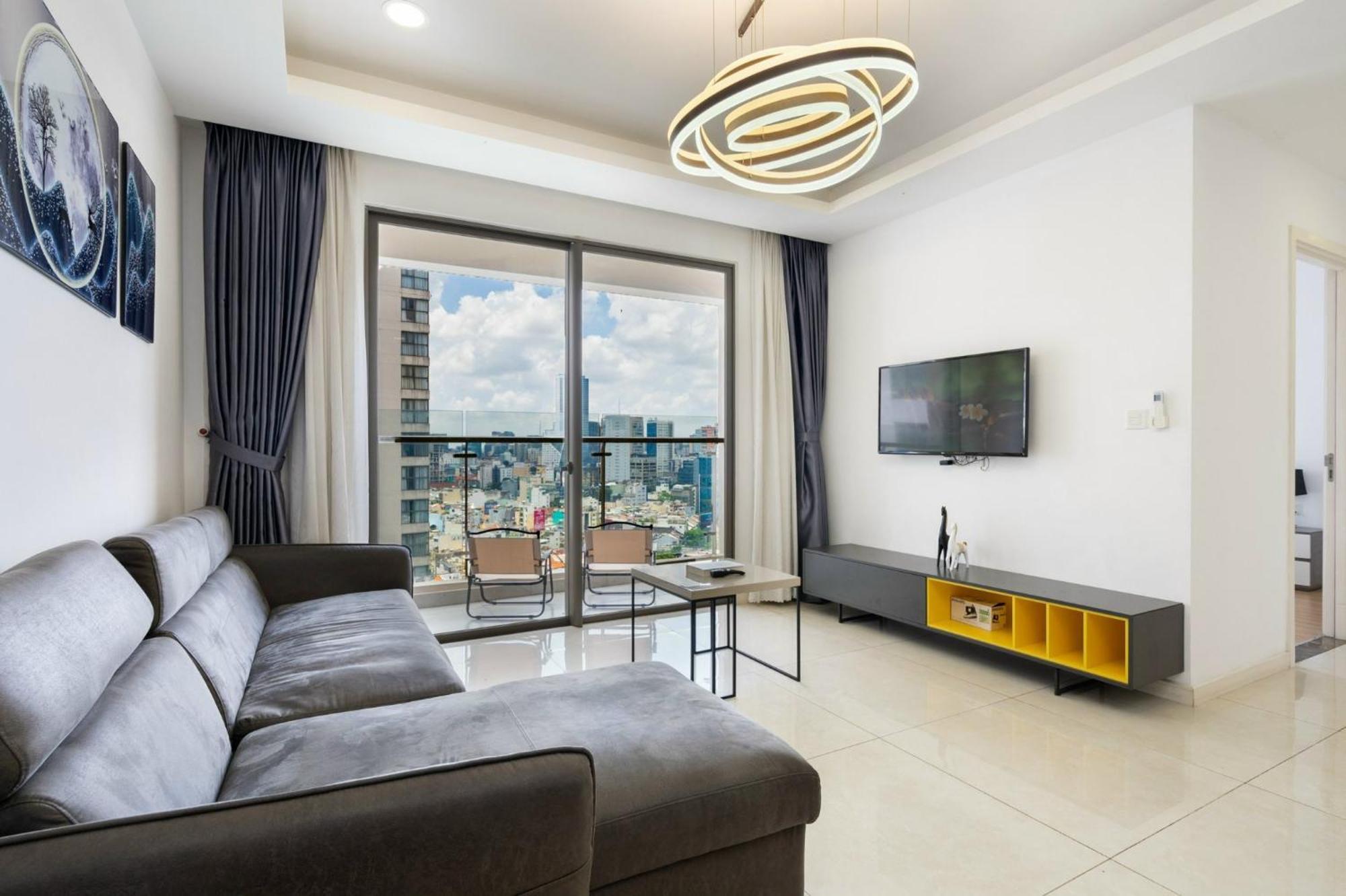 Apartment Sun - Millennium Spacious Aparts, Pool And Location Ho Chi Minh City