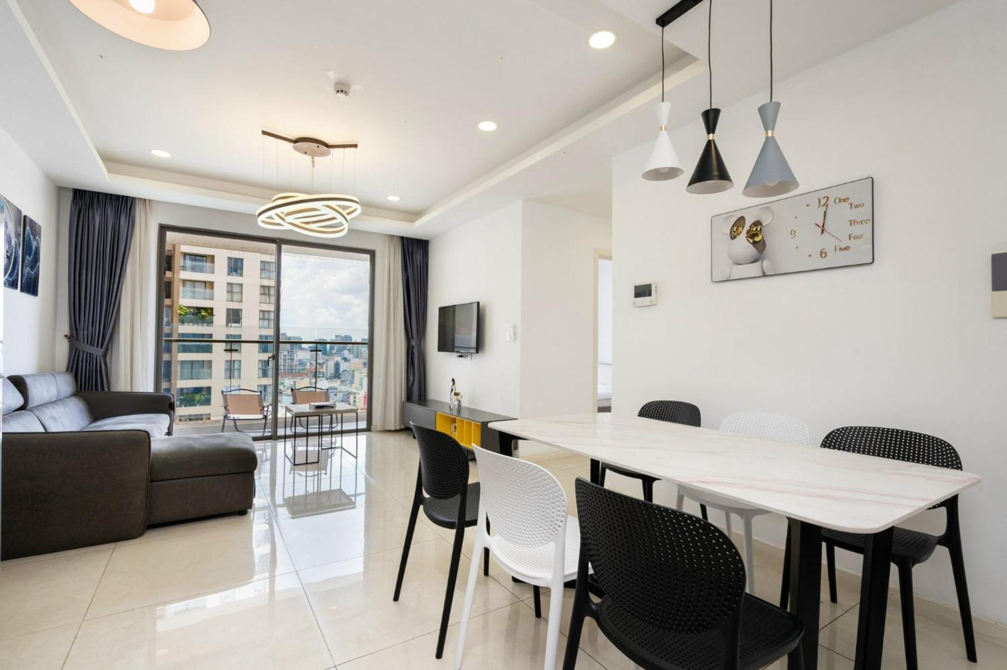 Sun - Millennium Spacious Aparts, Pool And Location Apartment Ho Chi Minh City