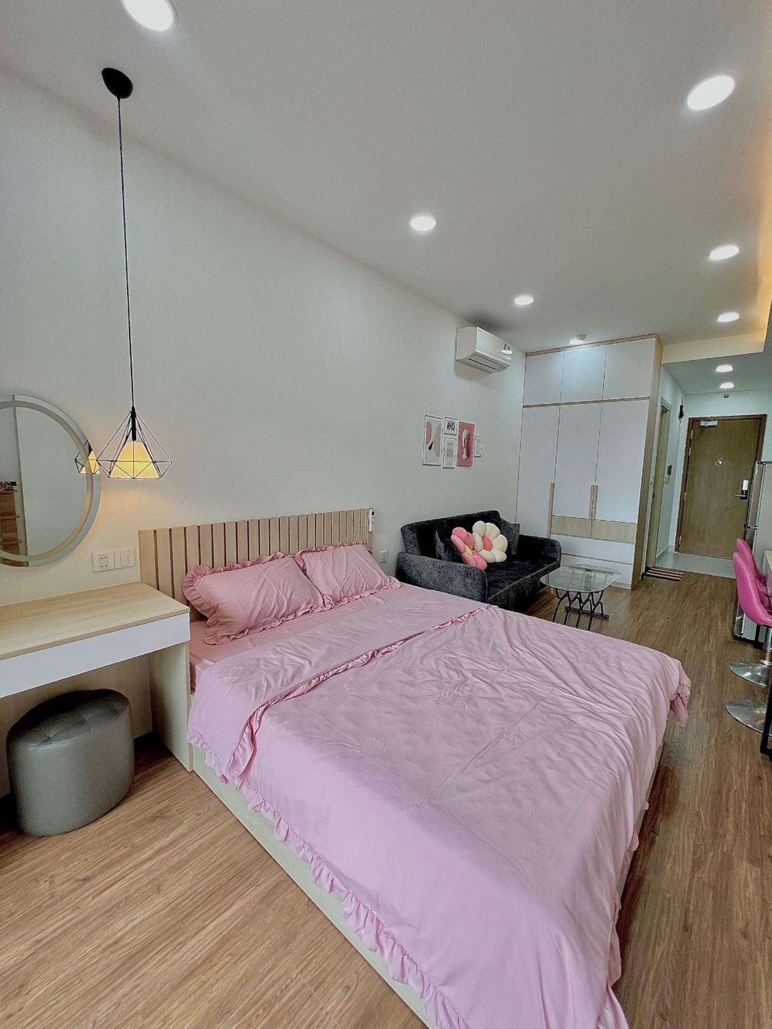 Apartment Sun - Millennium Spacious Aparts, Pool And Location *