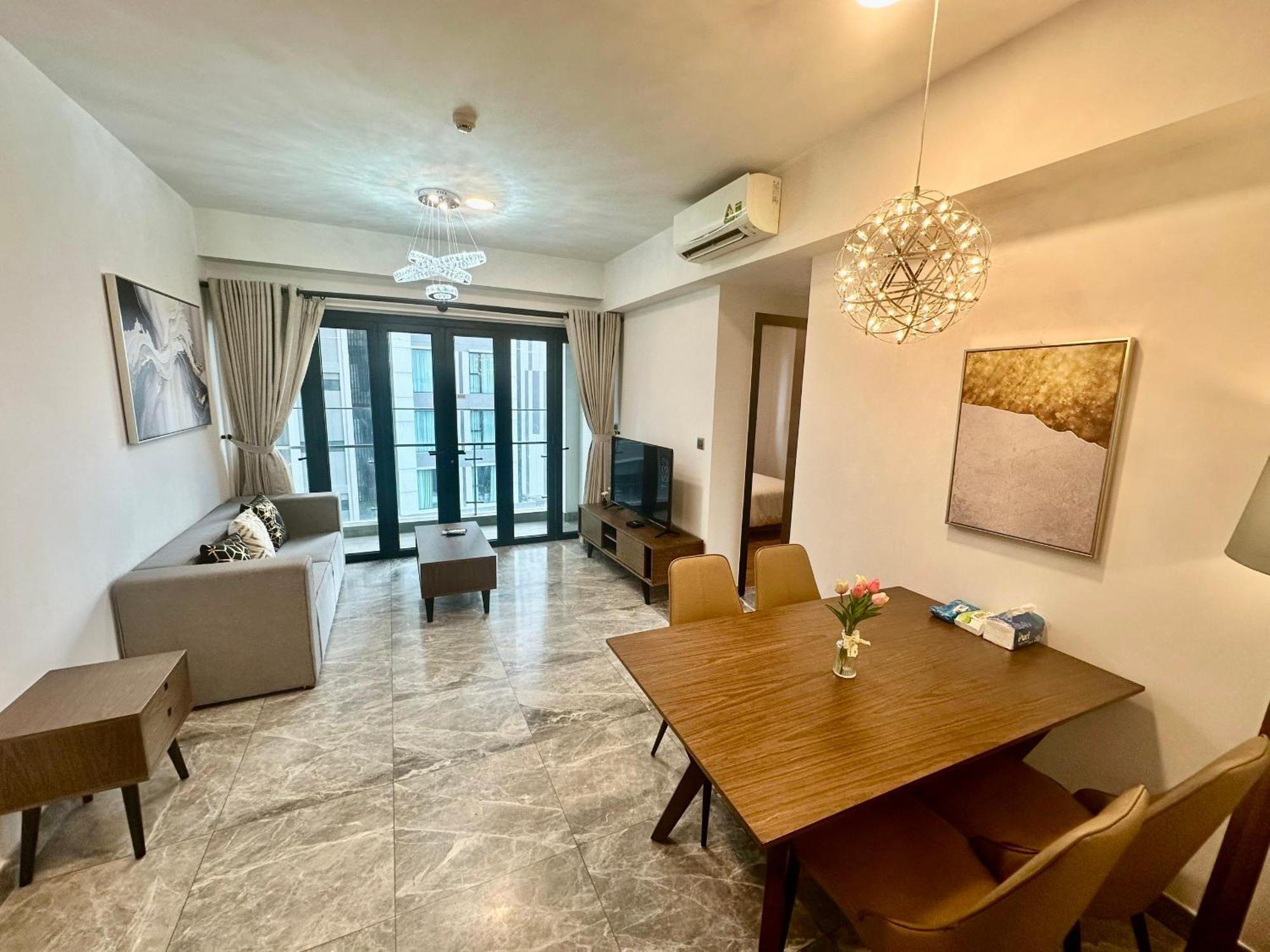 Luxury Gold 86 : D1- Mension , Rooftop Pool - District 1 Apartment *