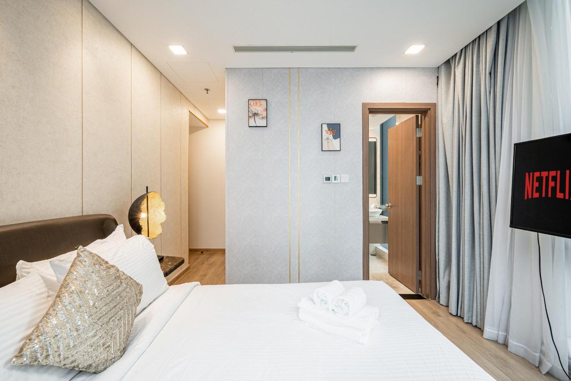 Landmark 81 Skyline 4*