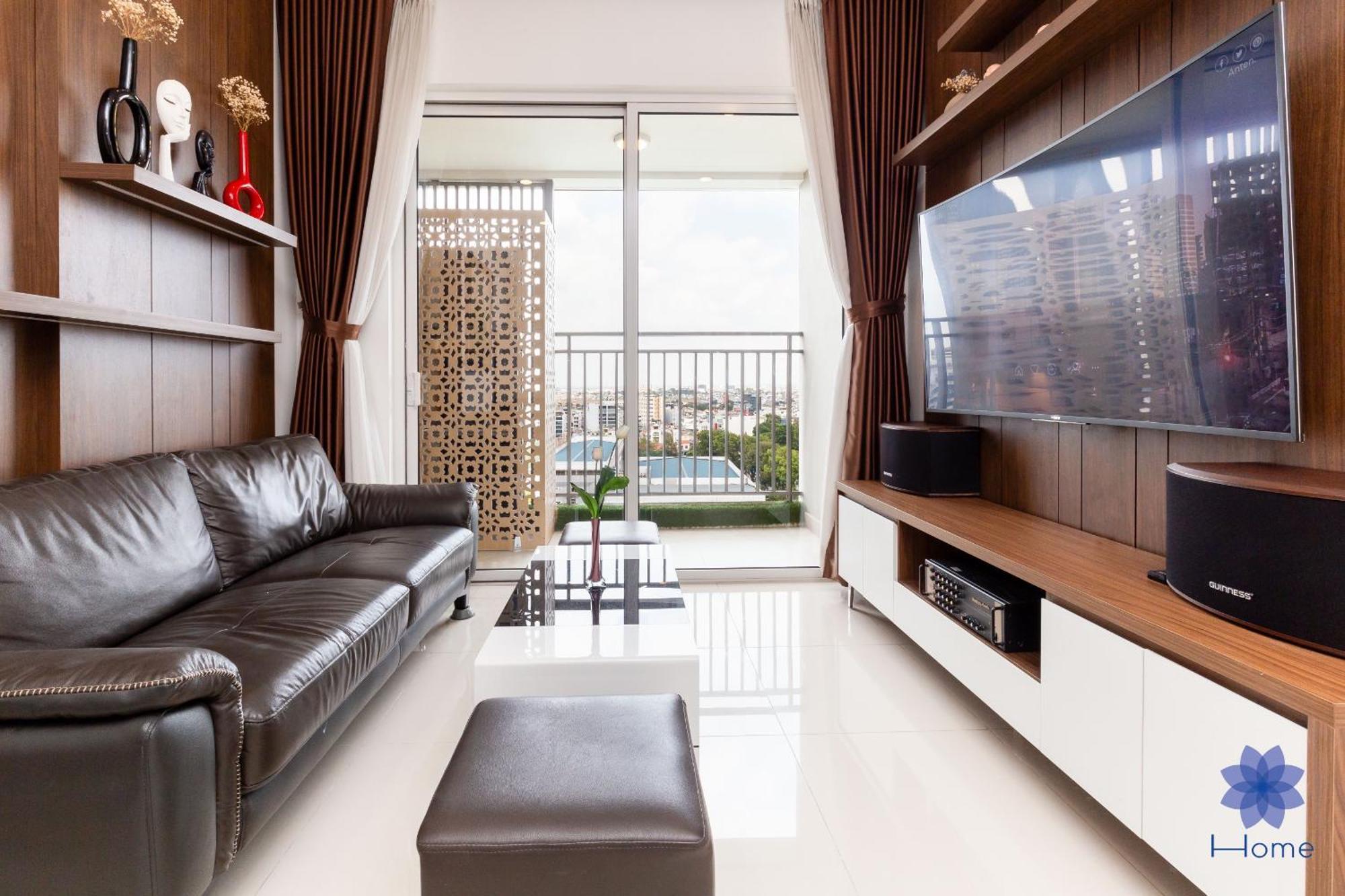 Home, Cosy&luxury - 5mins To Airport, Free Pool&gym, Airport Pick Up Service Apartment