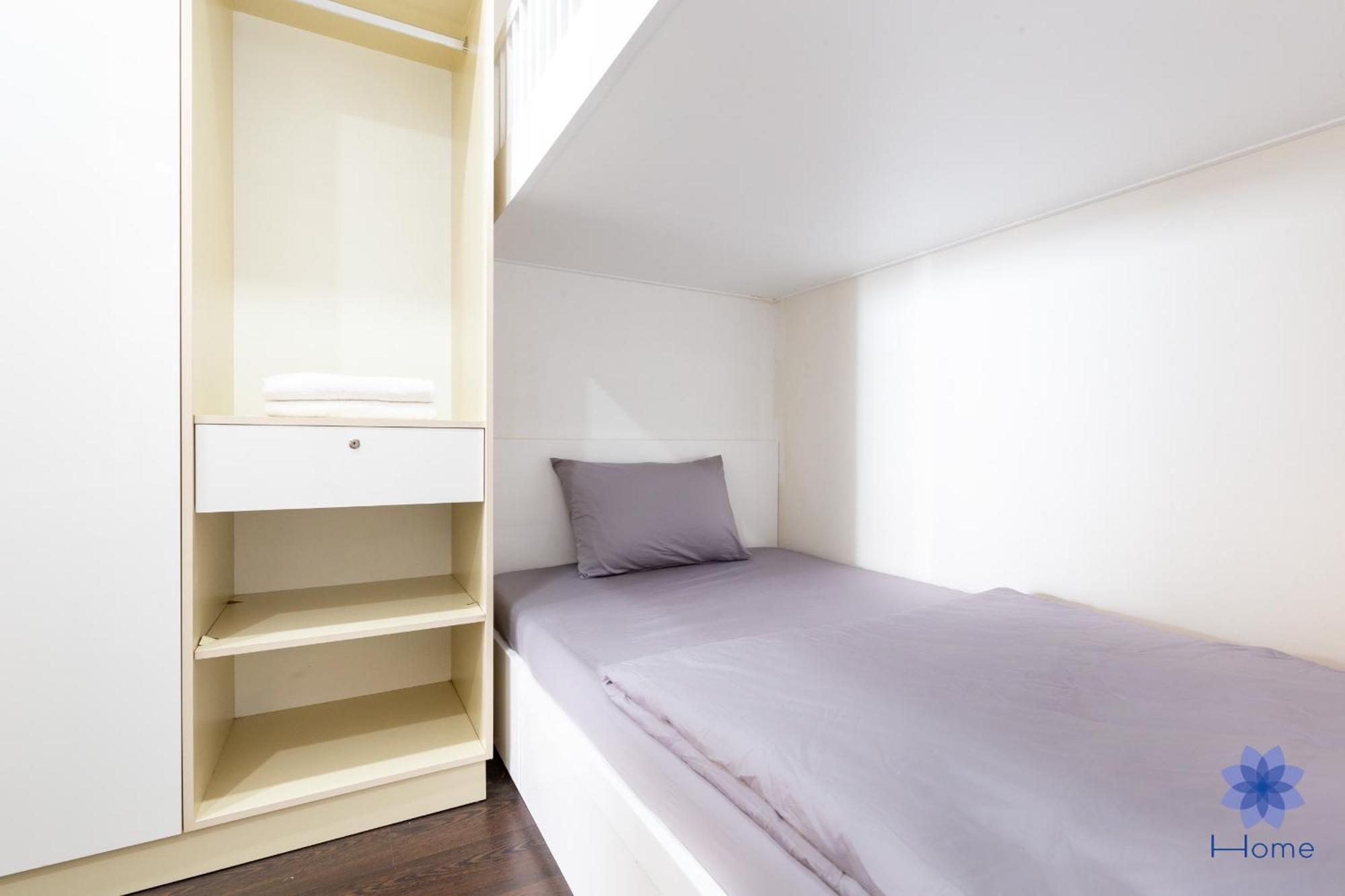 Home, Cosy&luxury - 5mins To Airport, Free Pool&gym, Airport Pick Up Service Ho Chi Minh City
