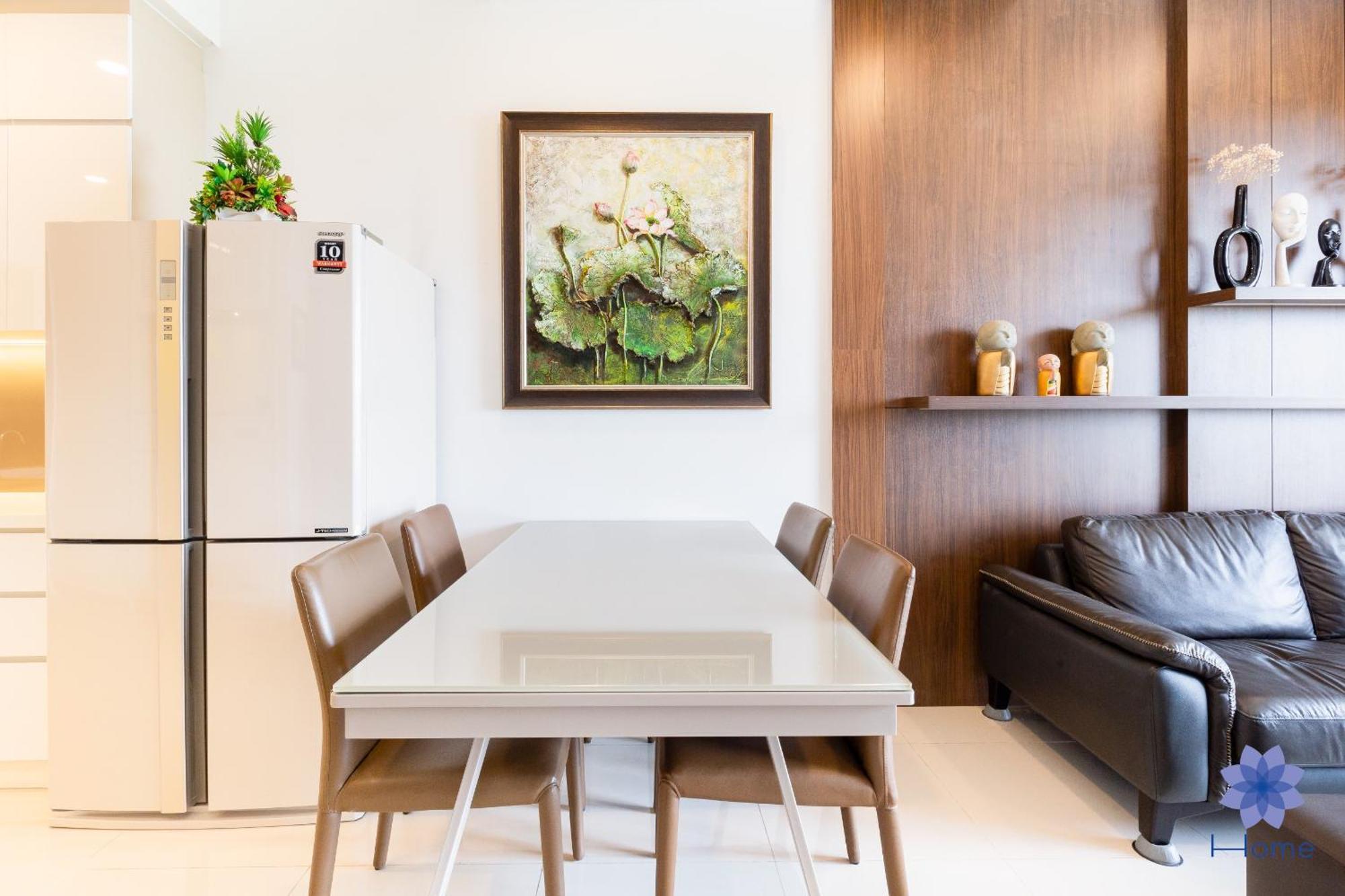 Home, Cosy&luxury - 5mins To Airport, Free Pool&gym, Airport Pick Up Service Apartment Ho Chi Minh City