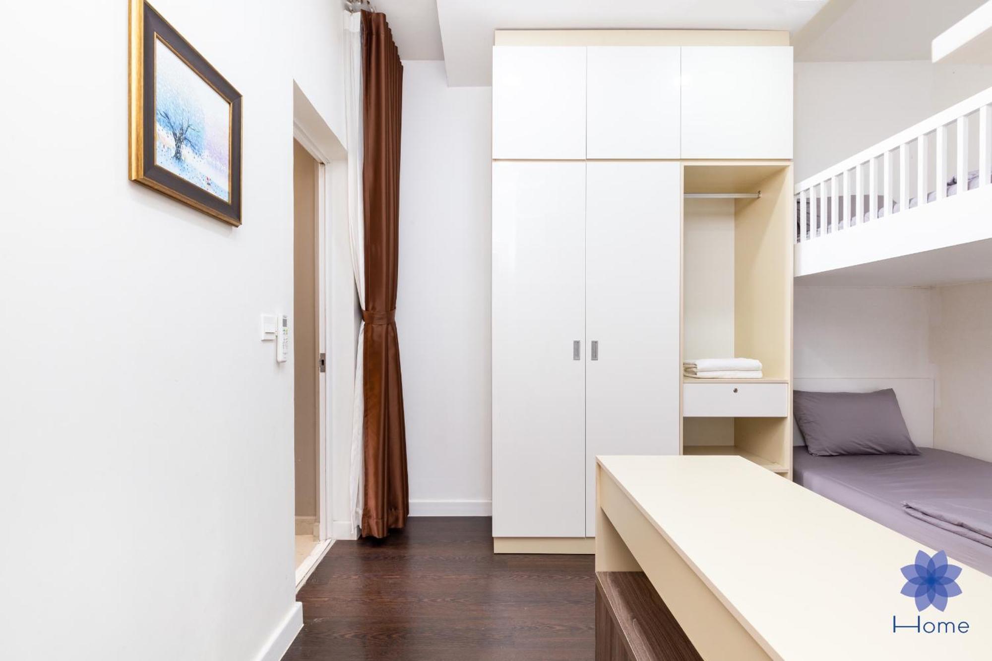 Home, Cosy&luxury - 5mins To Airport, Free Pool&gym, Airport Pick Up Service Apartment *