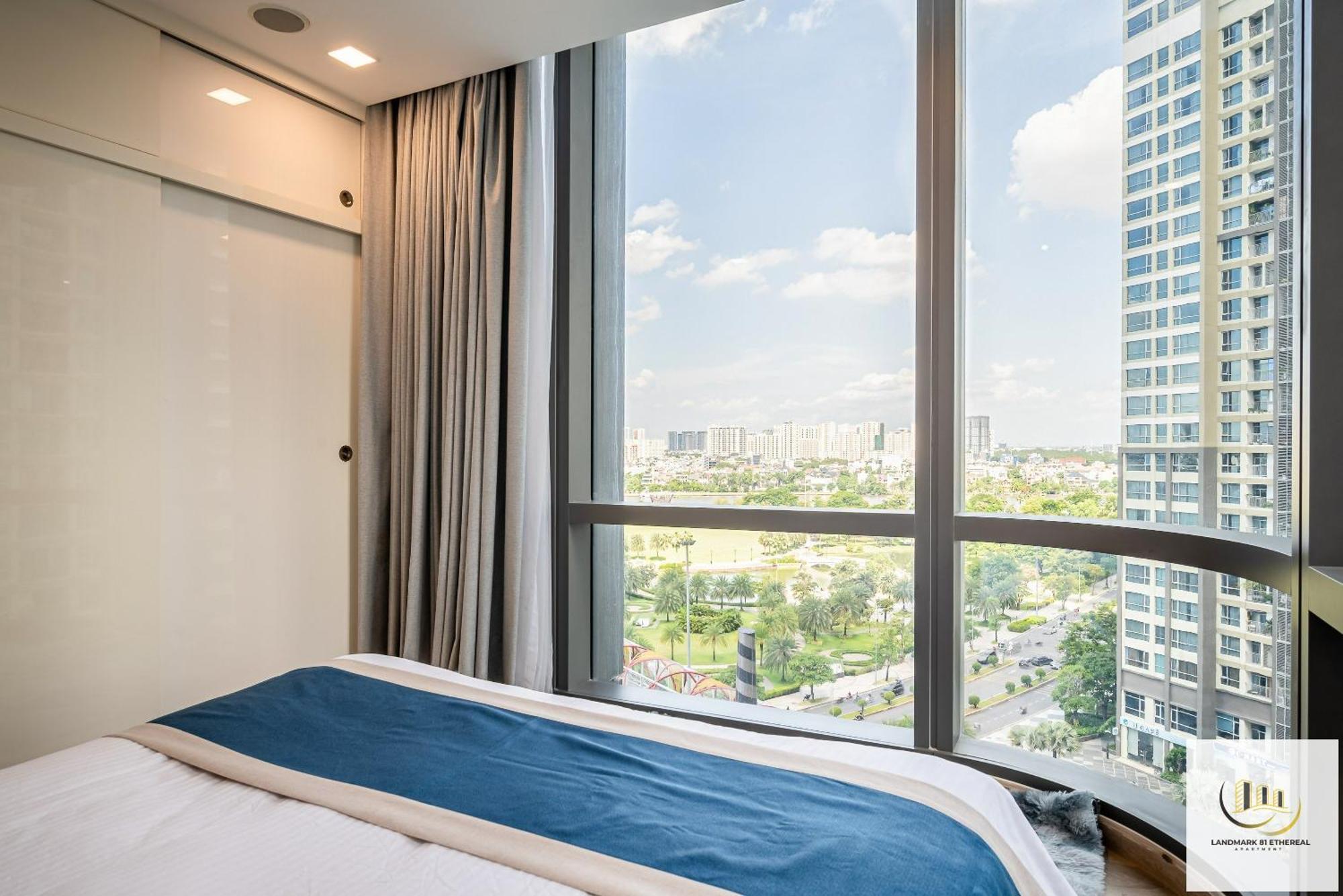 The Landmark 81 Ethereal Apartment *