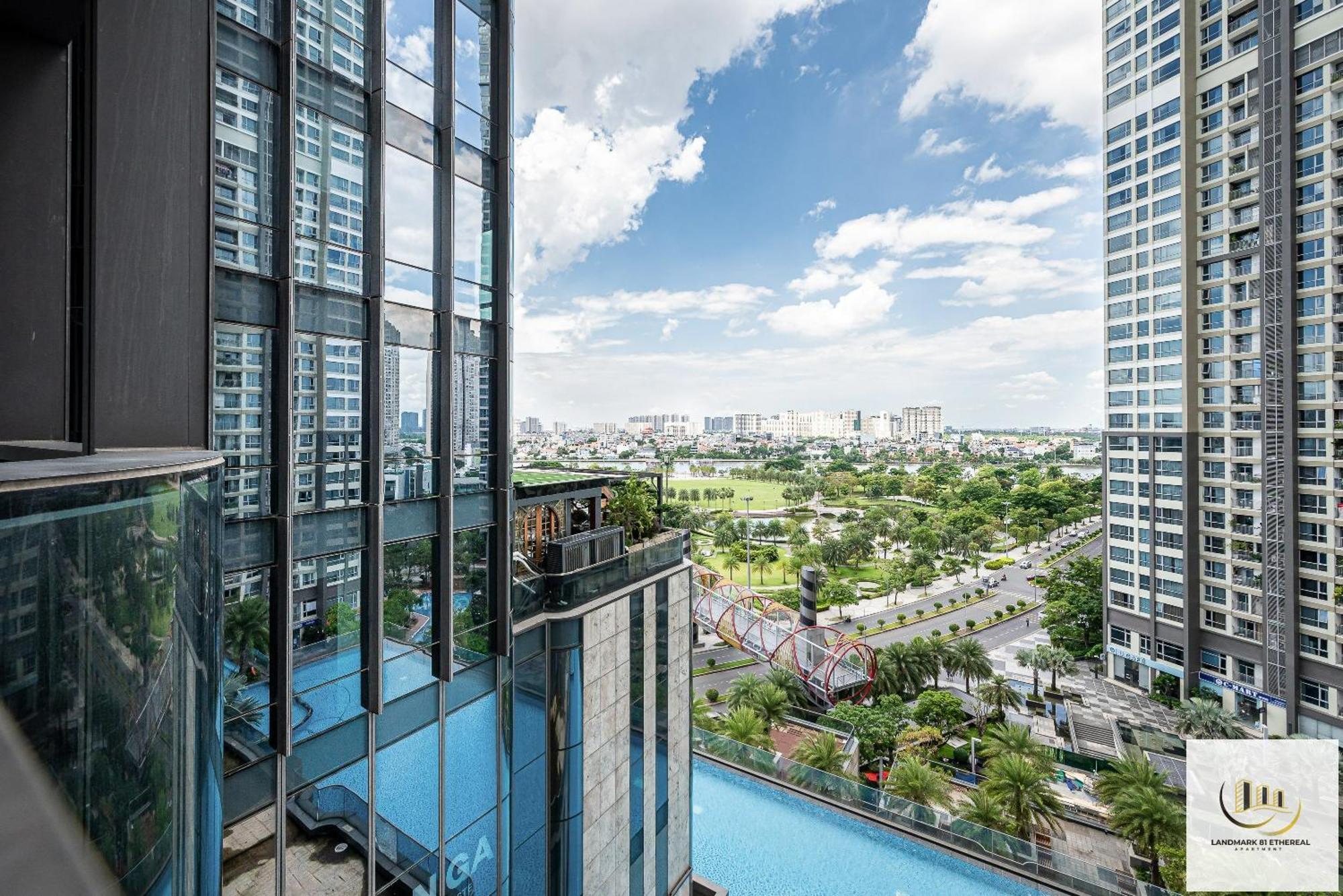 The Landmark 81 Ethereal * Ho Chi Minh City