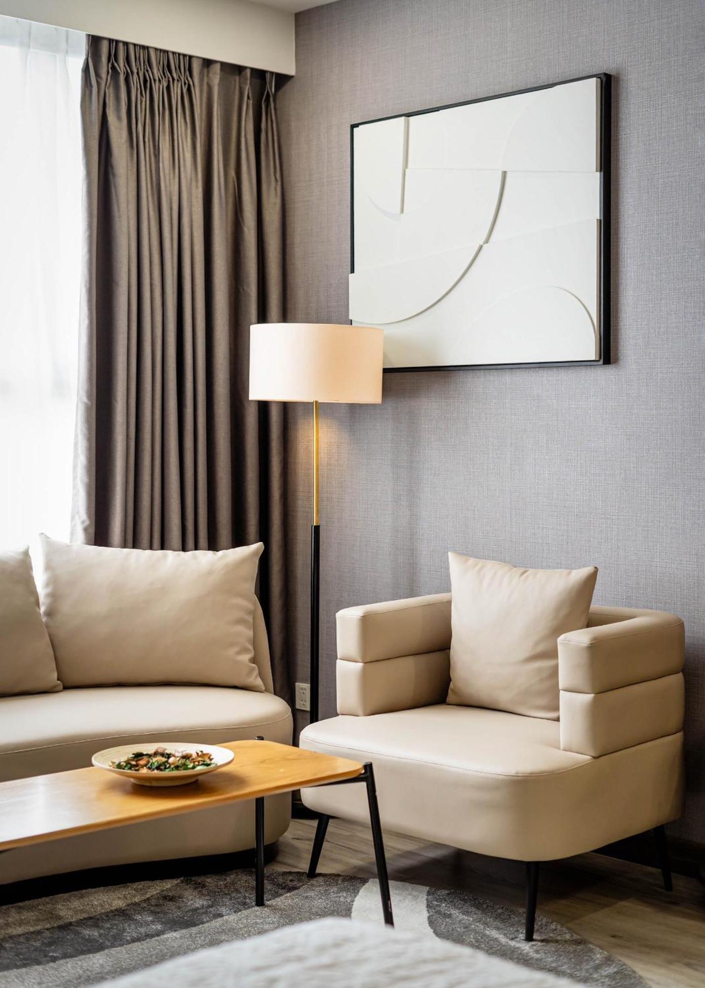 Apartment Airport - Botanica Premier - *