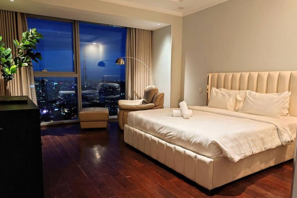 Căn hộ The Rixx Breathtaking View@vincom D1/pool/netflix TP. Hồ Chí Minh