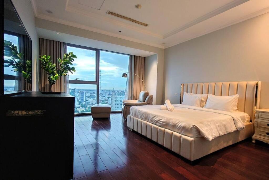 Căn hộ The Rixx Breathtaking View@vincom D1/pool/netflix