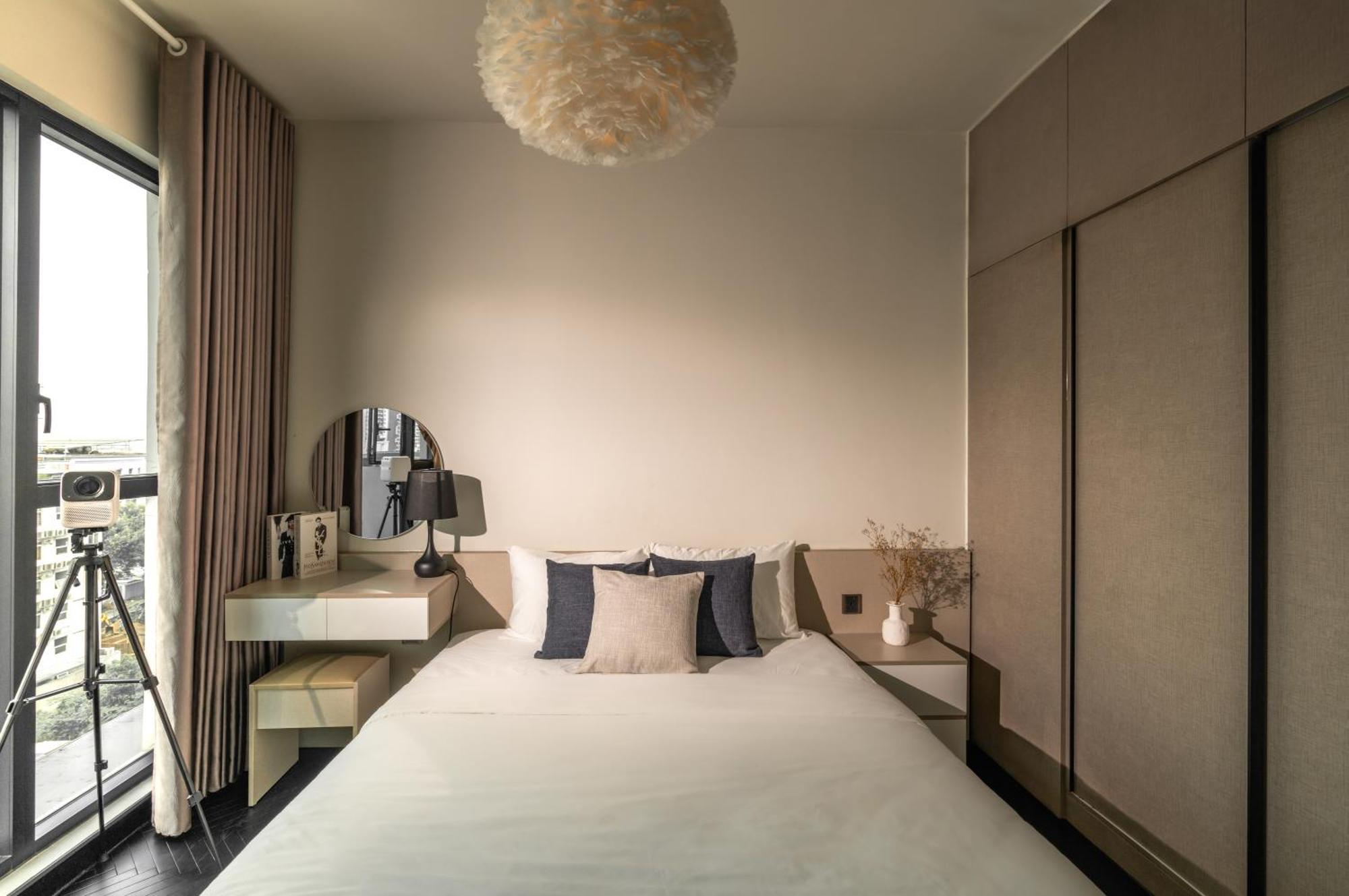 Dingd0ng Felizenvista 5-star Facilities * Ho Chi Minh City