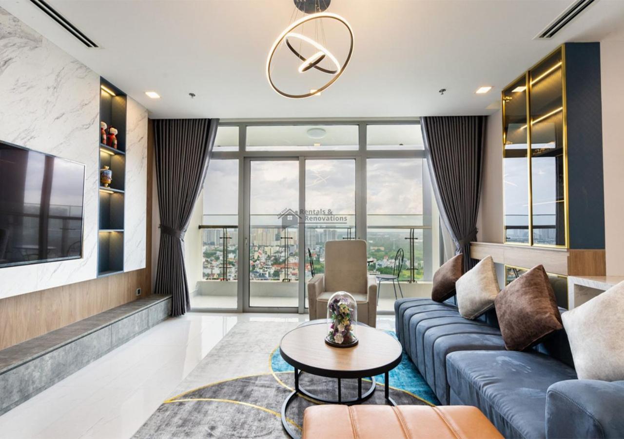 The Vinhomes Park - The Buildings Surrounding Landmark 81 *