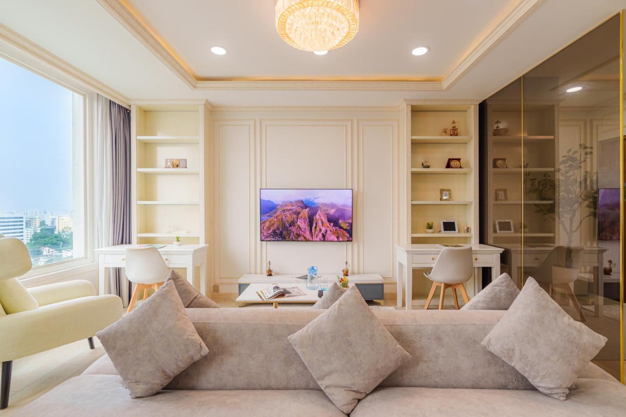 Leman Luxury District 3 Hcmc *