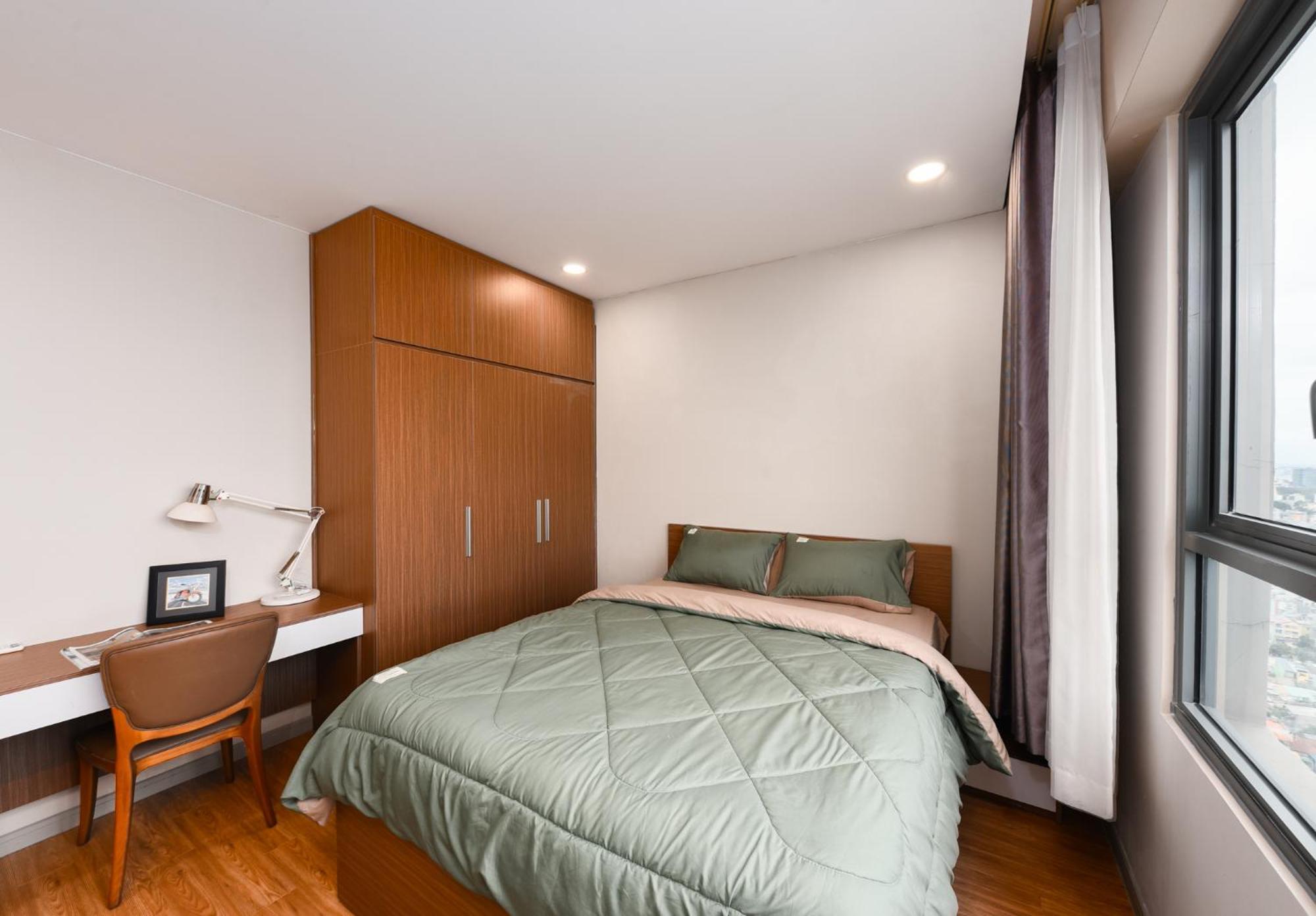 Gold View Saigon Riverside Apartment *