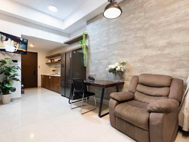Summerset Apartment- Rivergate District 1 *