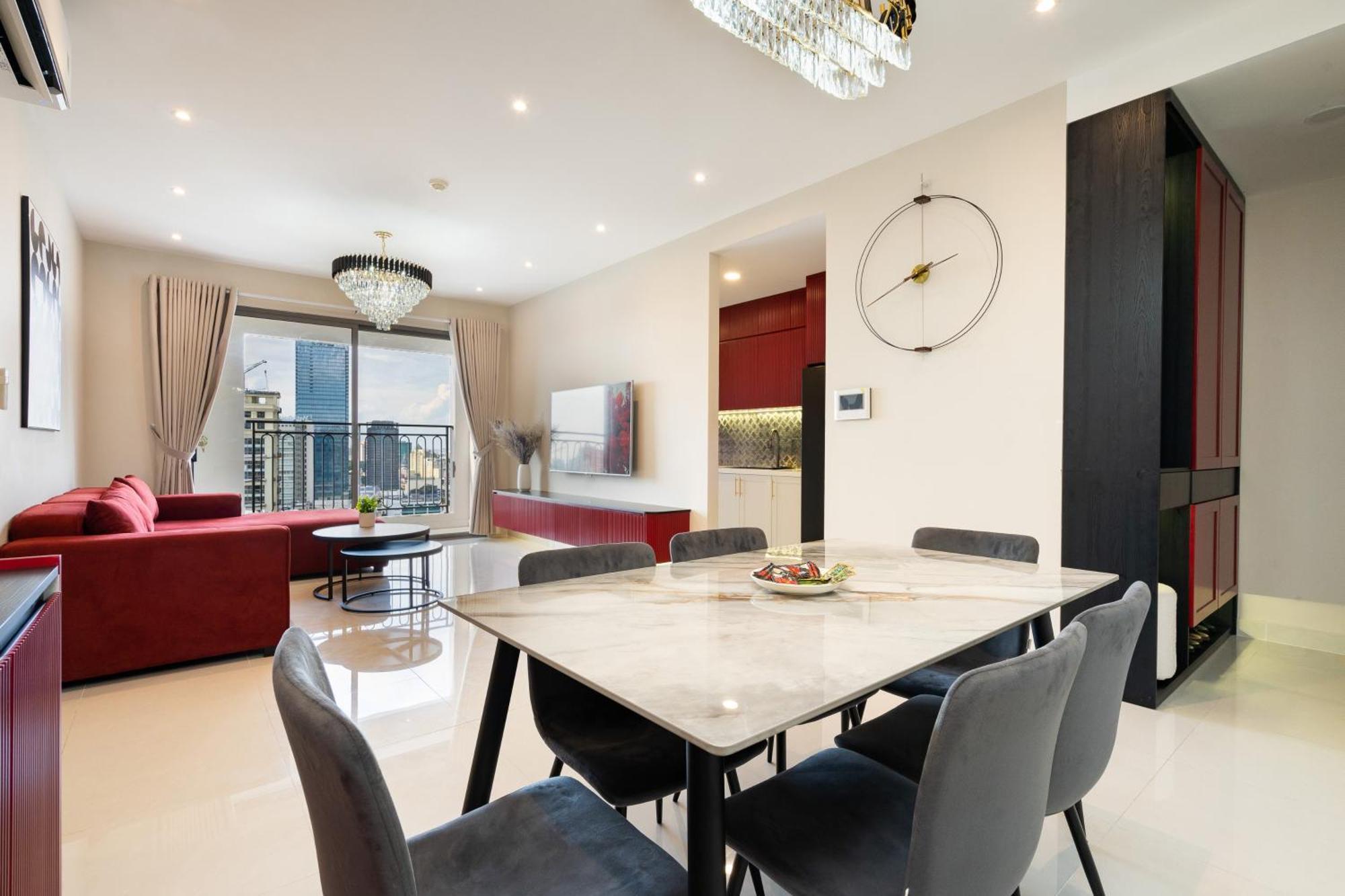 Min' - Saigon Royal - Upscale - Near Ben Thanh - Downtown Ho Chi Minh City