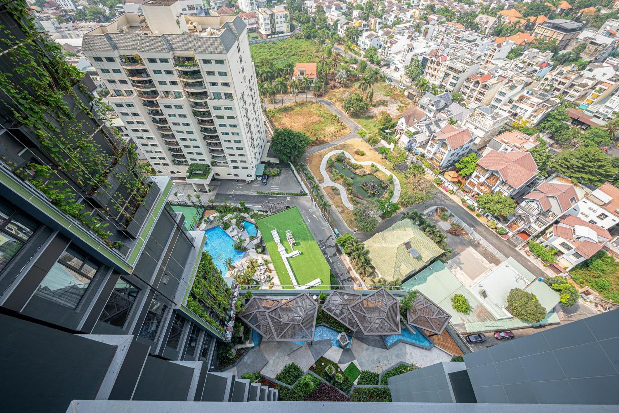 Căn hộ Lumiere Riverside - Raymond Holm - Luxurious 5-star