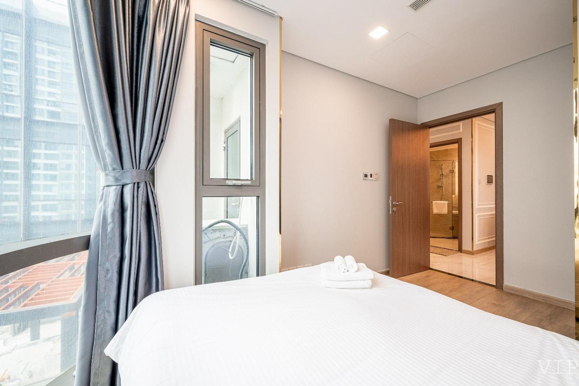 Landmark 81 Infinity Pool - Vip Apartment