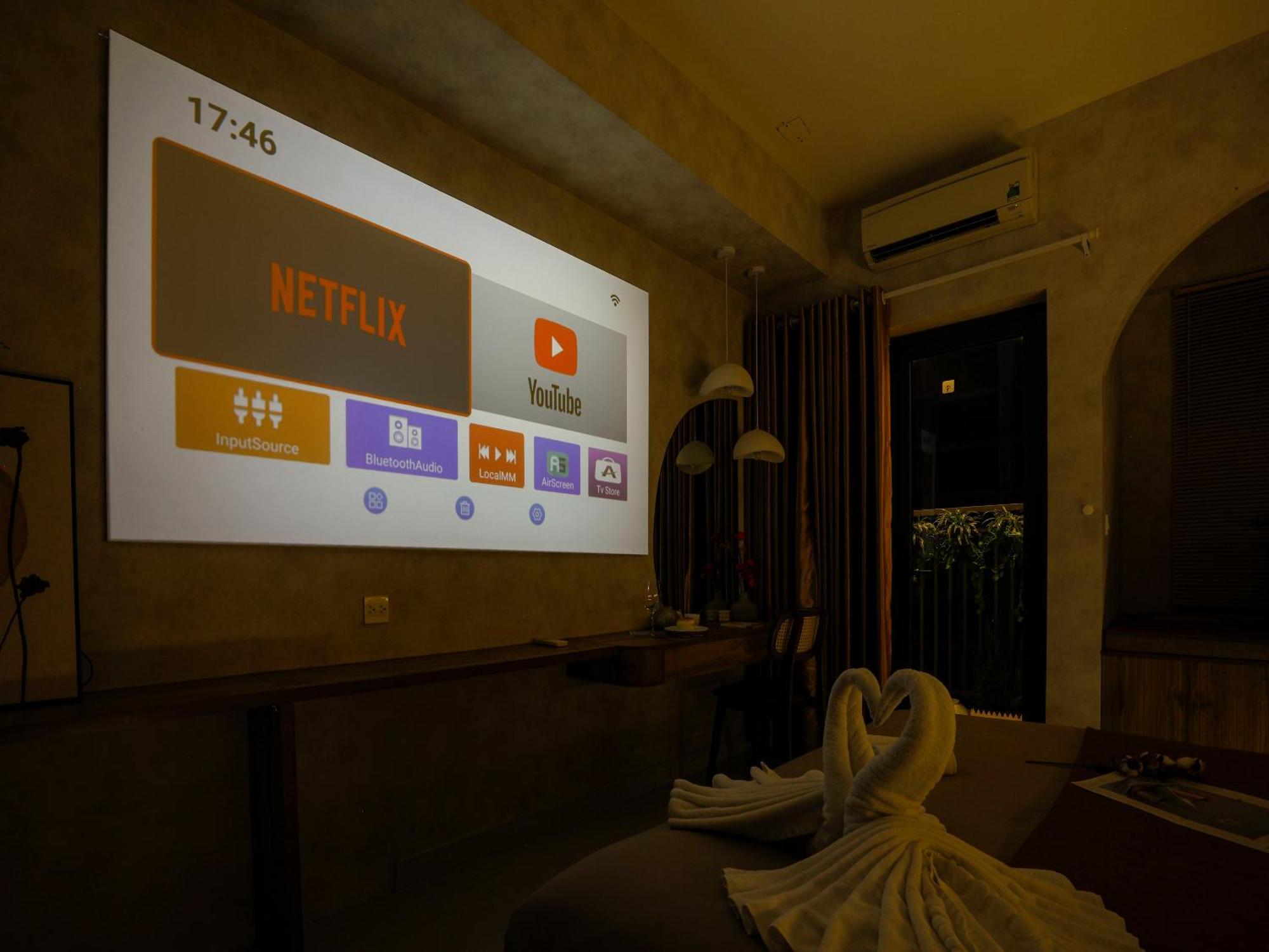 Soho Saigon Serviced Apartment