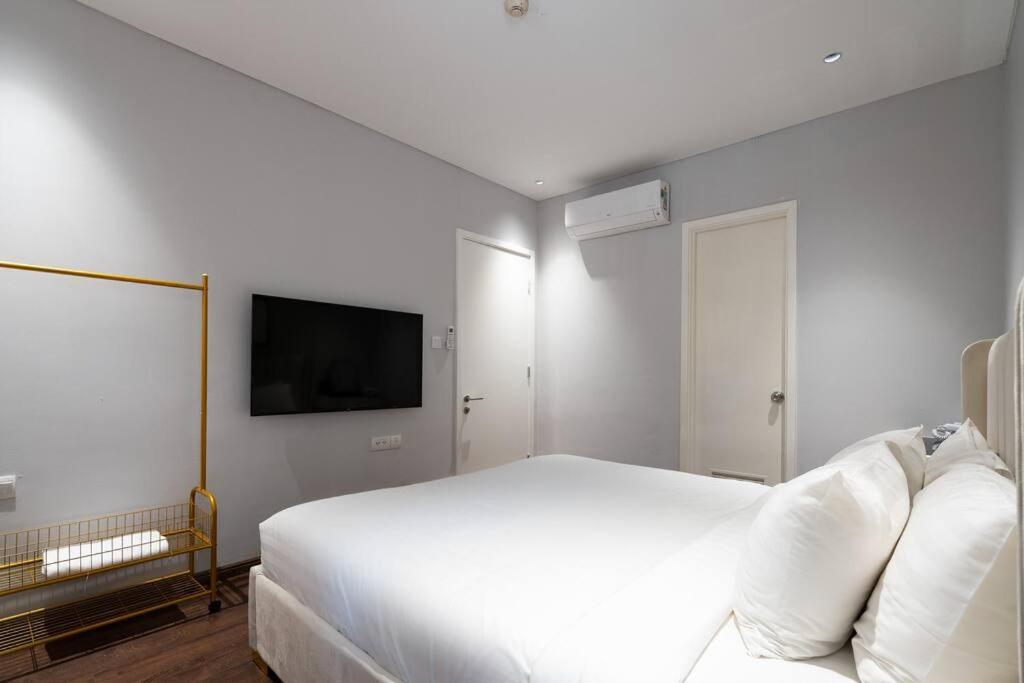 The Rixx Minimalism Apartment@ Ben Thanh/3bedrooms