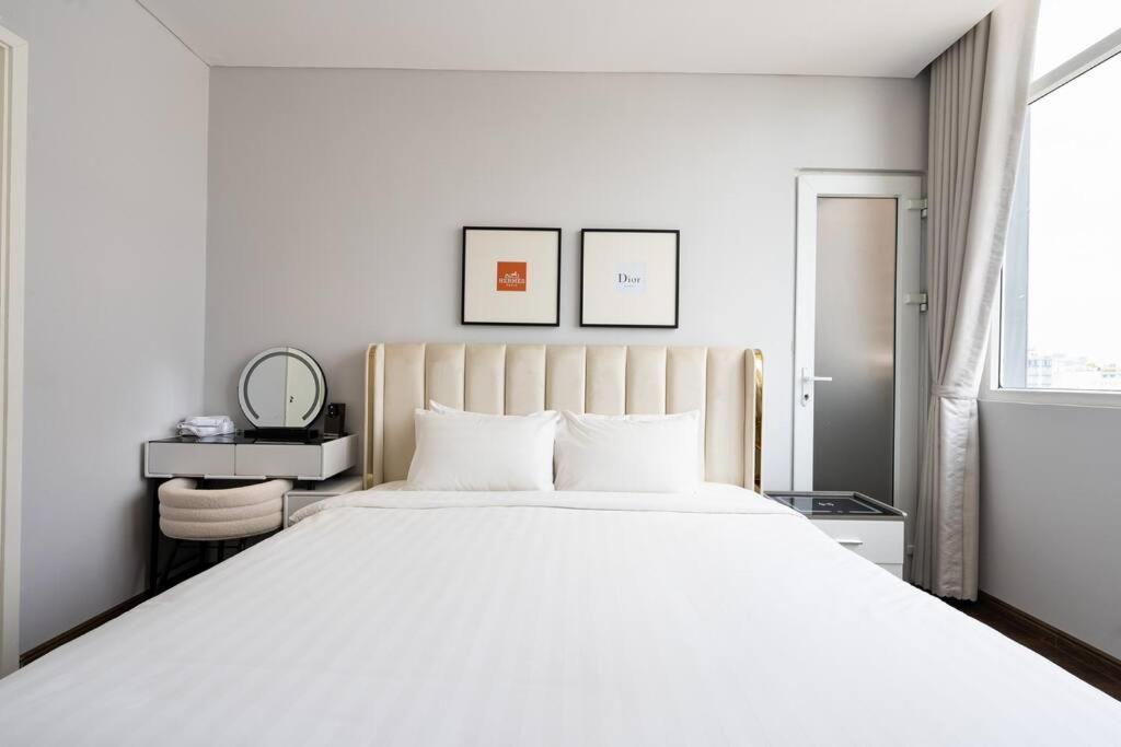 Apartment The Rixx Minimalism Apartment@ Ben Thanh/3bedrooms Ho Chi Minh City