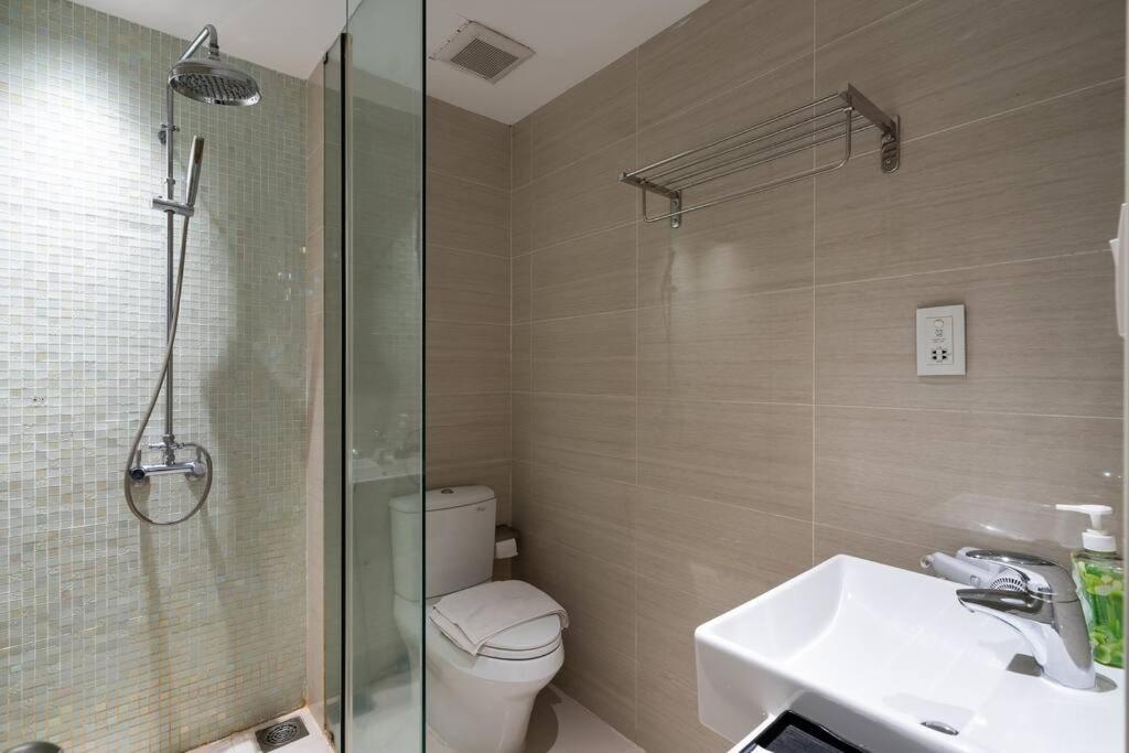 The Rixx Minimalism Apartment@ Ben Thanh/3bedrooms