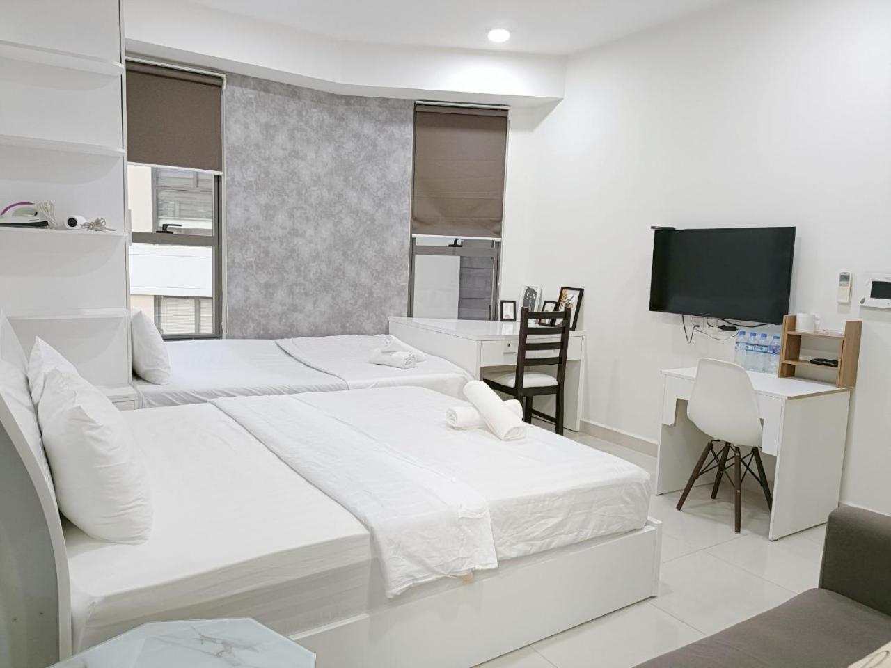 Macy's Sai Gon - Walking Tour, Family Cooking Class, Mekong Tour, Apartment *