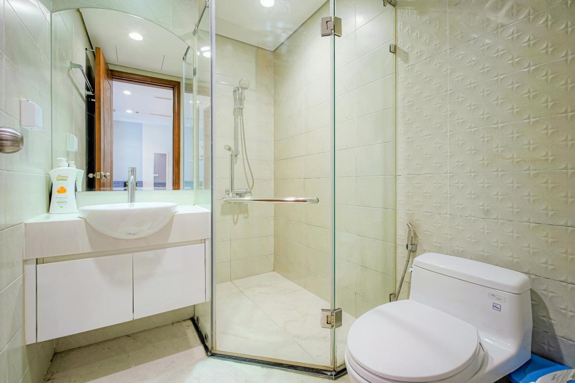 Căn hộ Raddison Luxury Apart-Landmark 81 Area &Great Park *