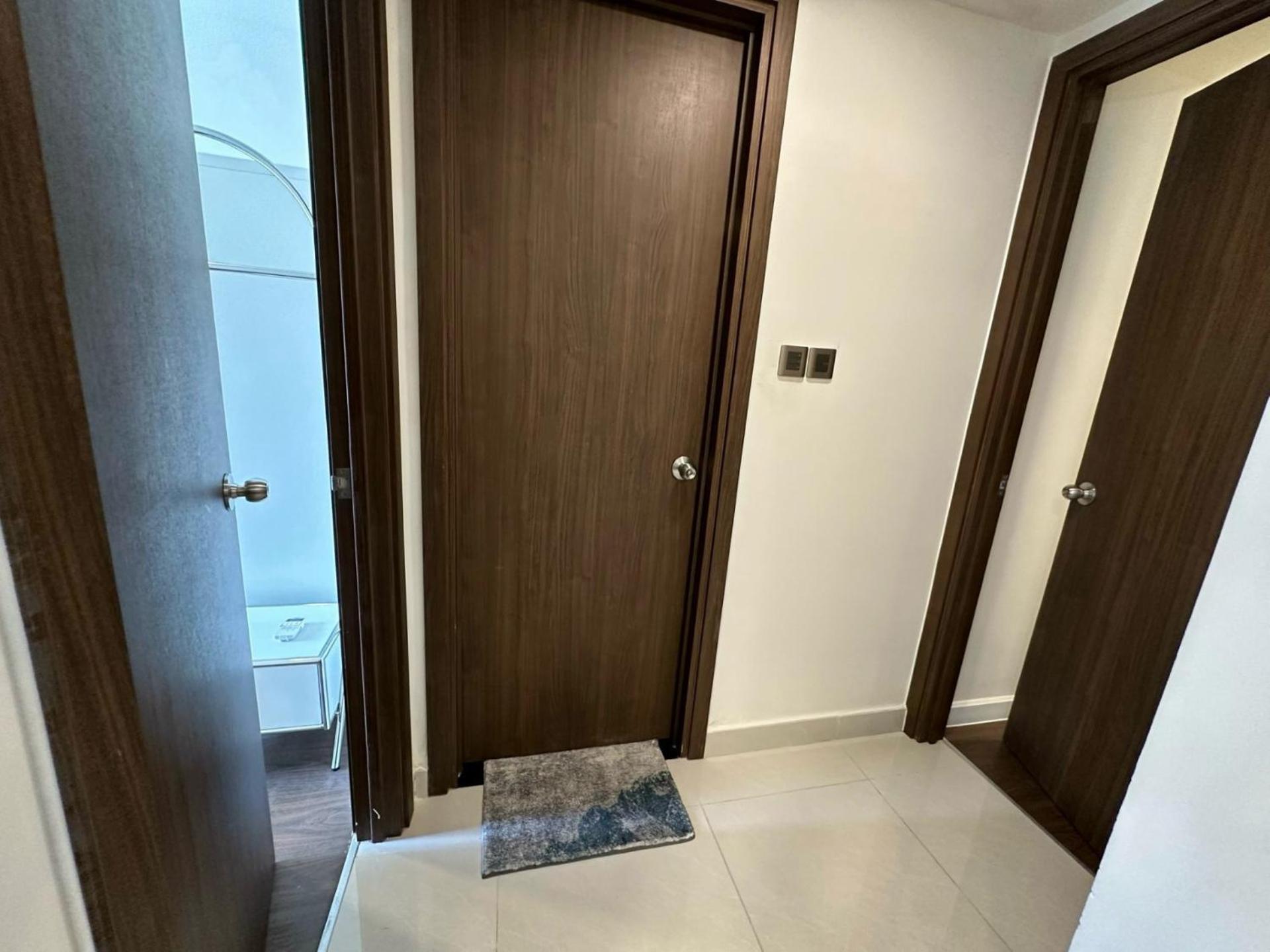 New Luxury 2 Bedroom Saigon Royal 4 Pax , Near District 1,vietnam Ap13