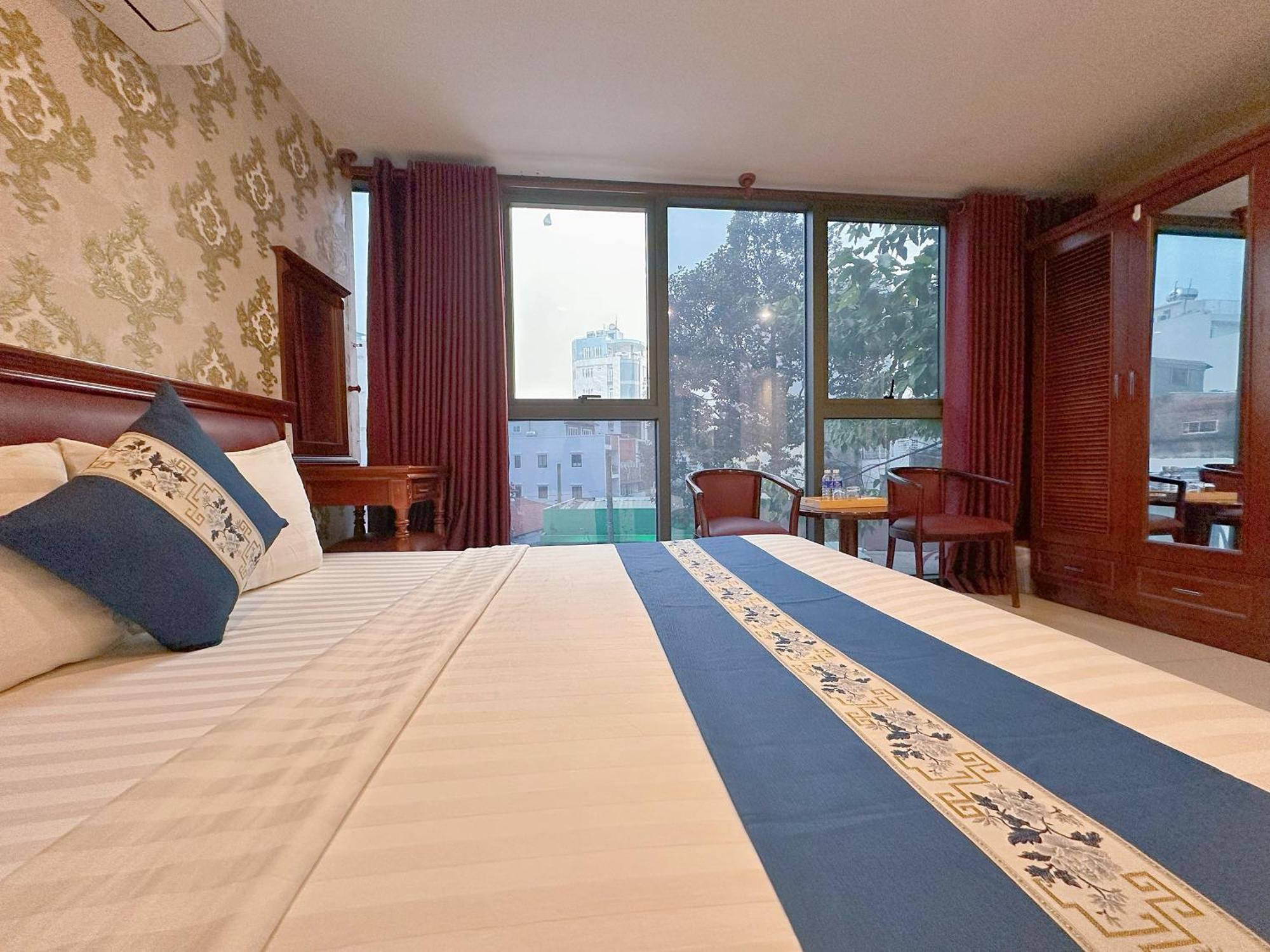 Kim Dung Tran Quang Khai Hotel