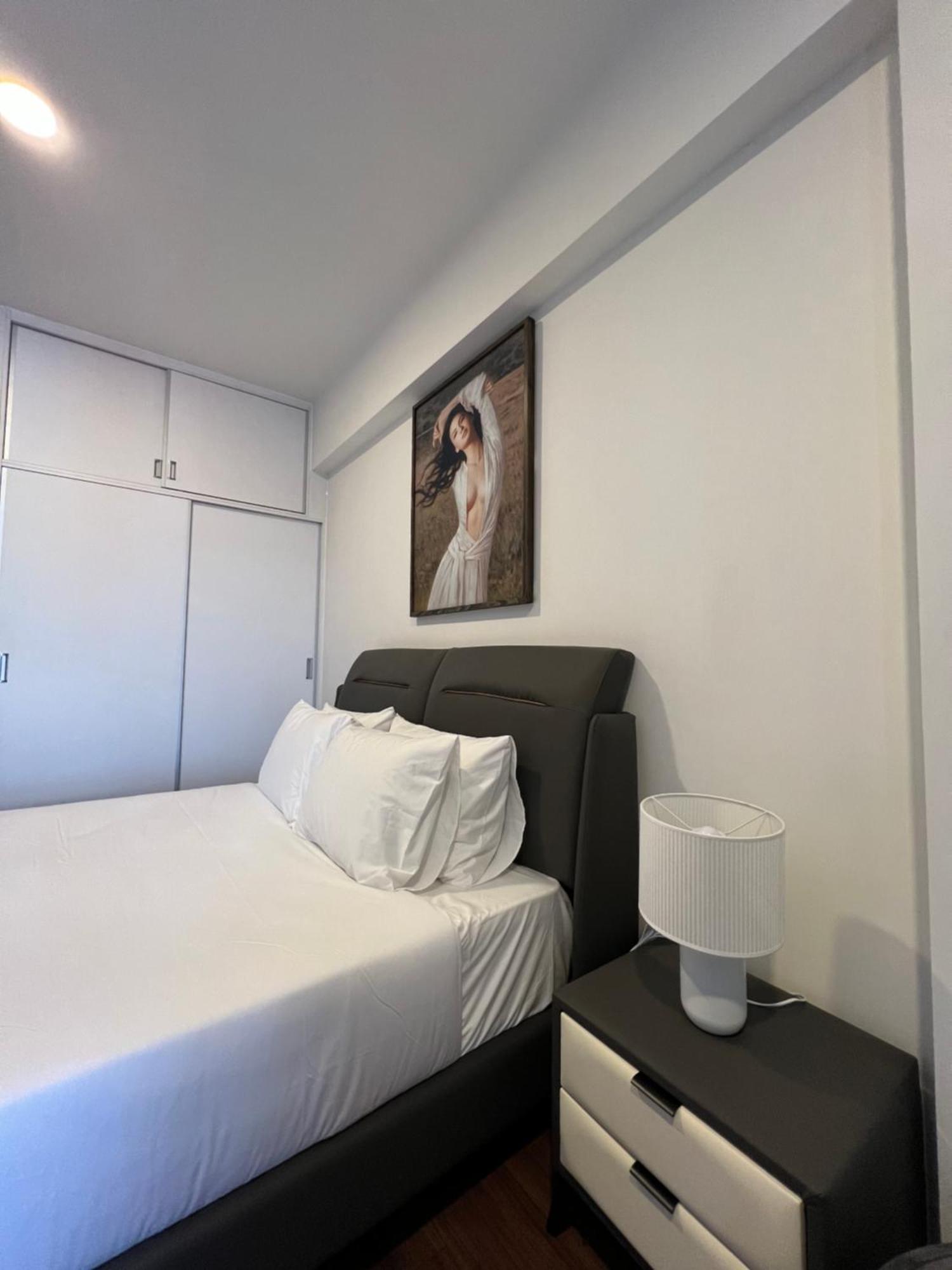Soho District 1 Apartment *