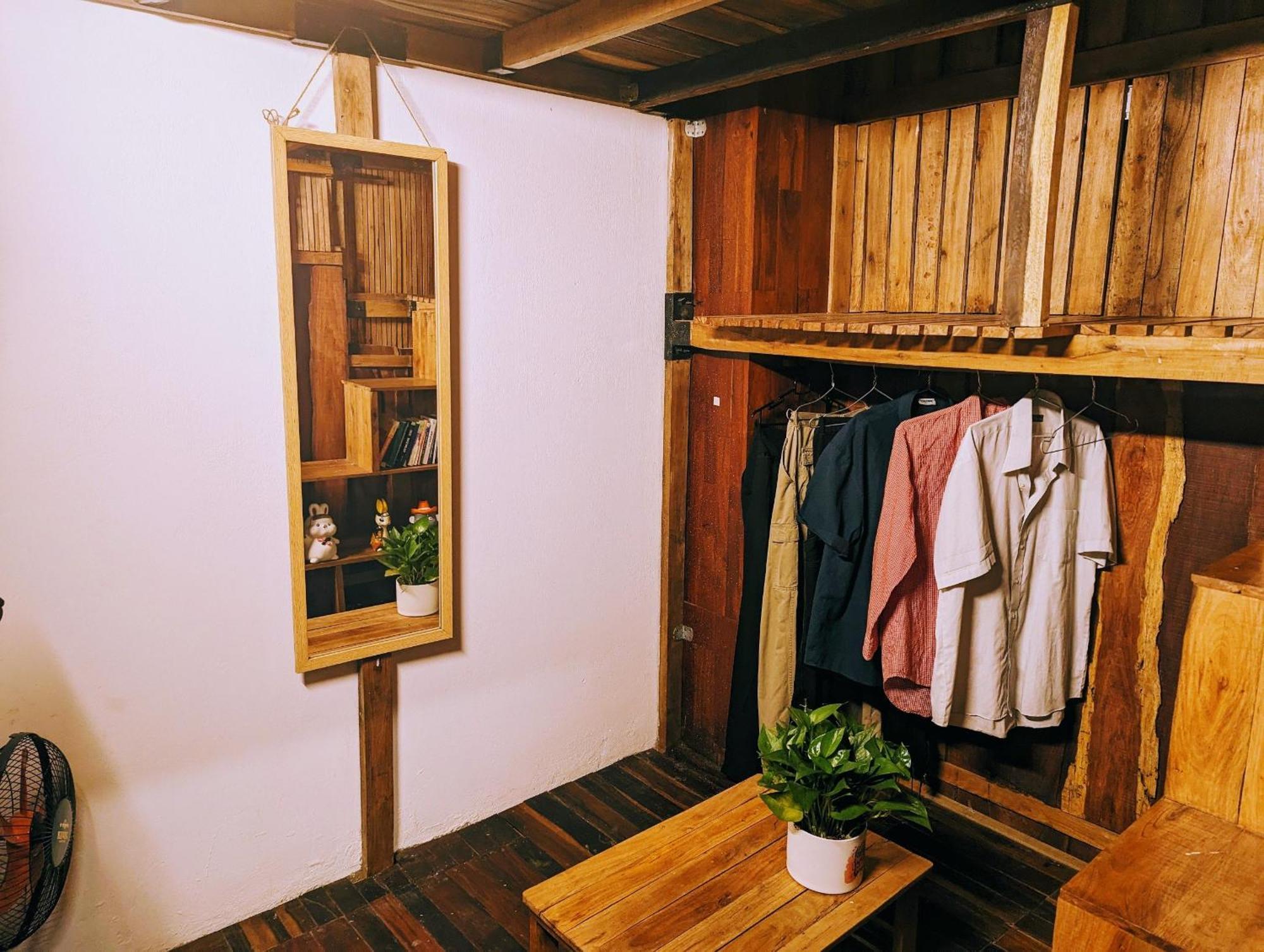 The Gk House: Eco-friendly Central With Rooftop Views Capsule hotel Ho Chi Minh City