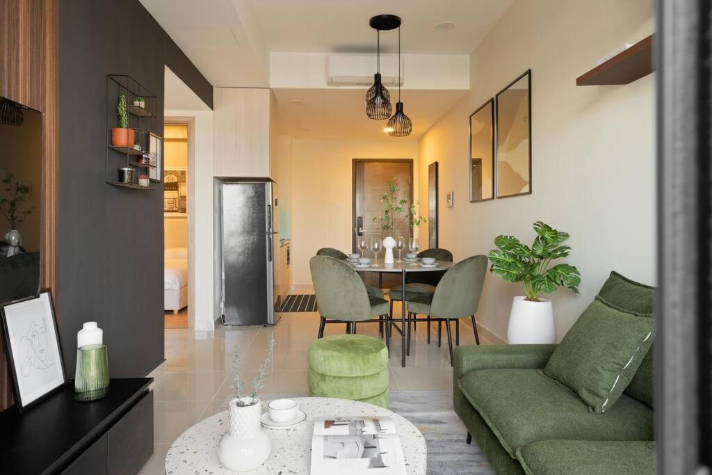 Saigon Staycation, 2brs+1wc, D1, View Bitexco Ho Chi Minh City