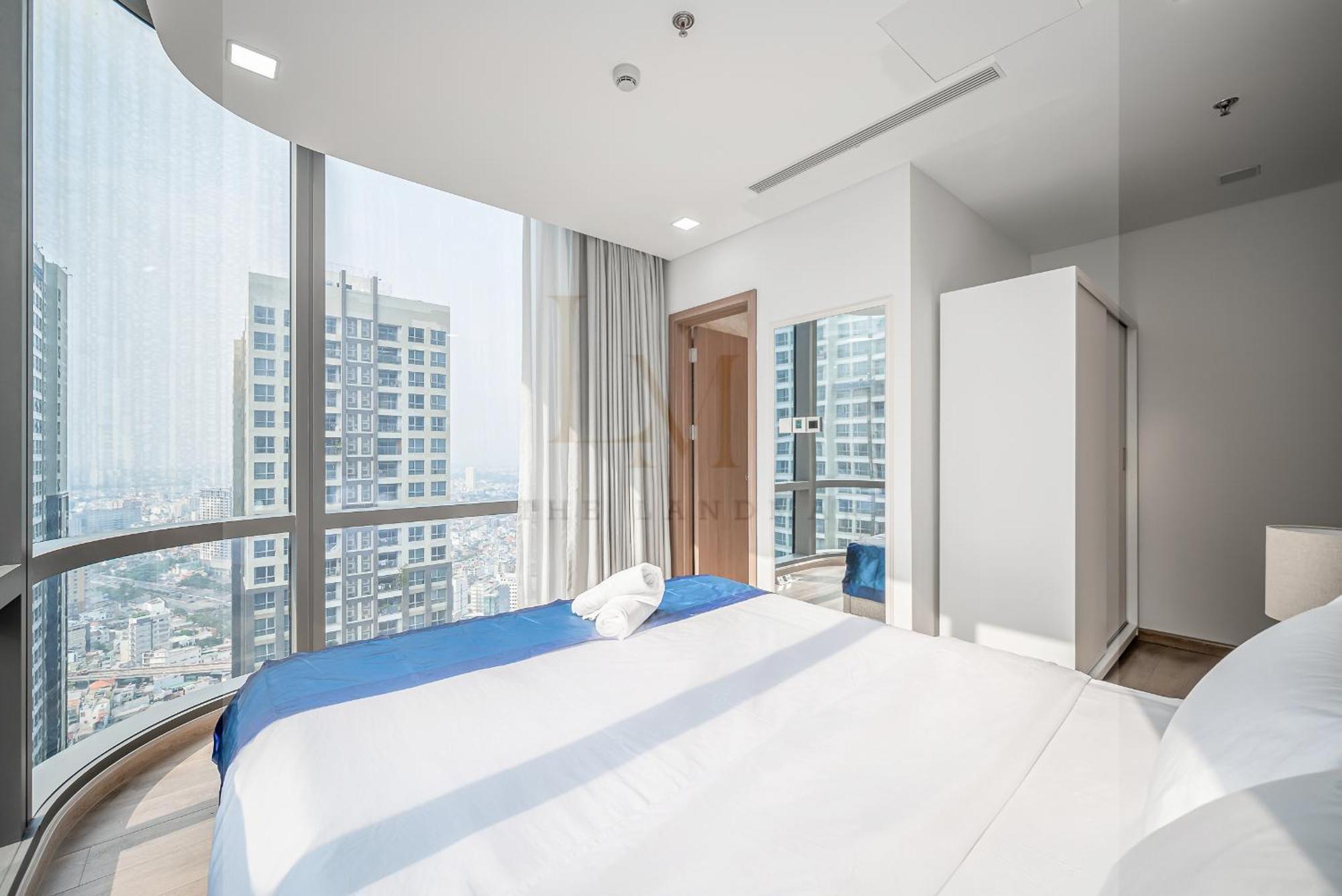 Landmark 81 Royal Apartment *